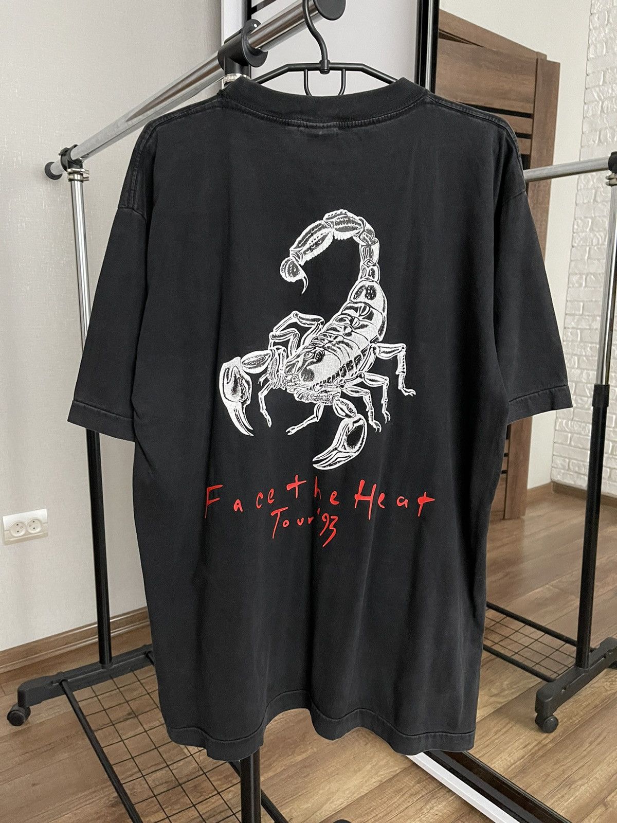 Band Tees 1993 Scorpions Vintage Face The Heat Tour Band T-Shirt Tee Size US XL / EU 56 / 4 - 6 Thumbnail