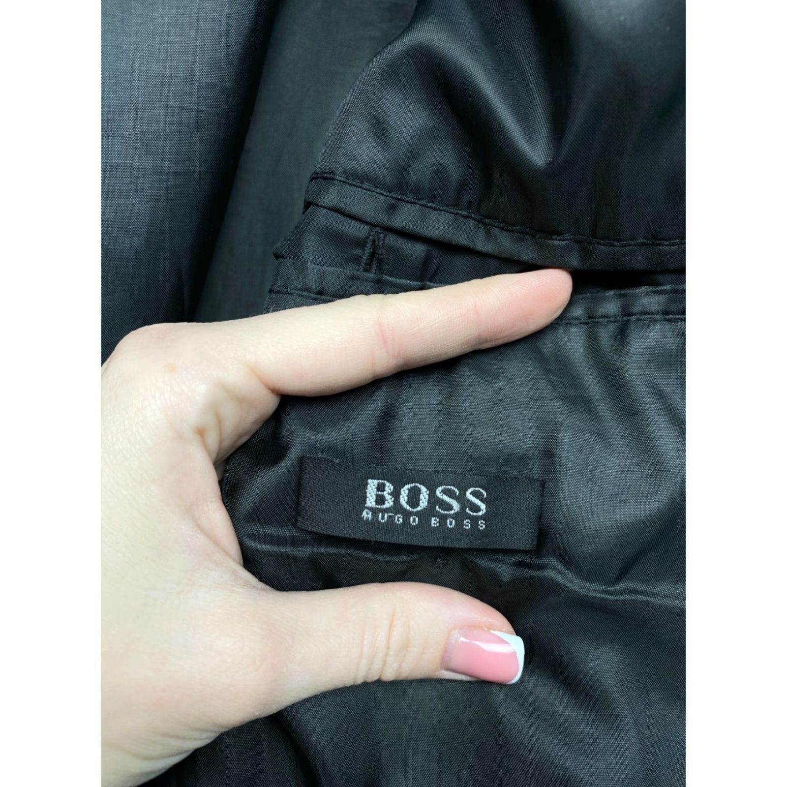 Hugo Boss Hugo Boss Coat Mens Wool 90s Vintage L Gray 90s Vintage Hugo Boss Coat Mens Wool 90s Gray L Womens Mens Girls Size US L / EU 52-54 / 3 - 4 Thumbnail
