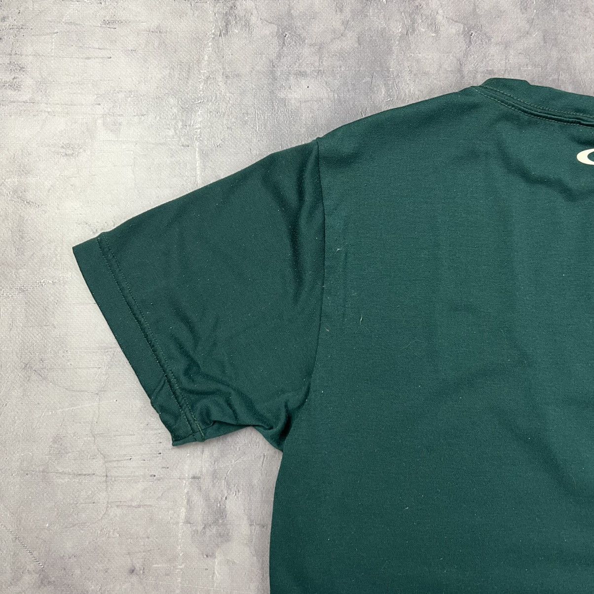 Vintage Rare! Oakley Perfomance Fit Spell Out Vintage Tee 00s Size US M / EU 48-50 / 2 - 11 Thumbnail
