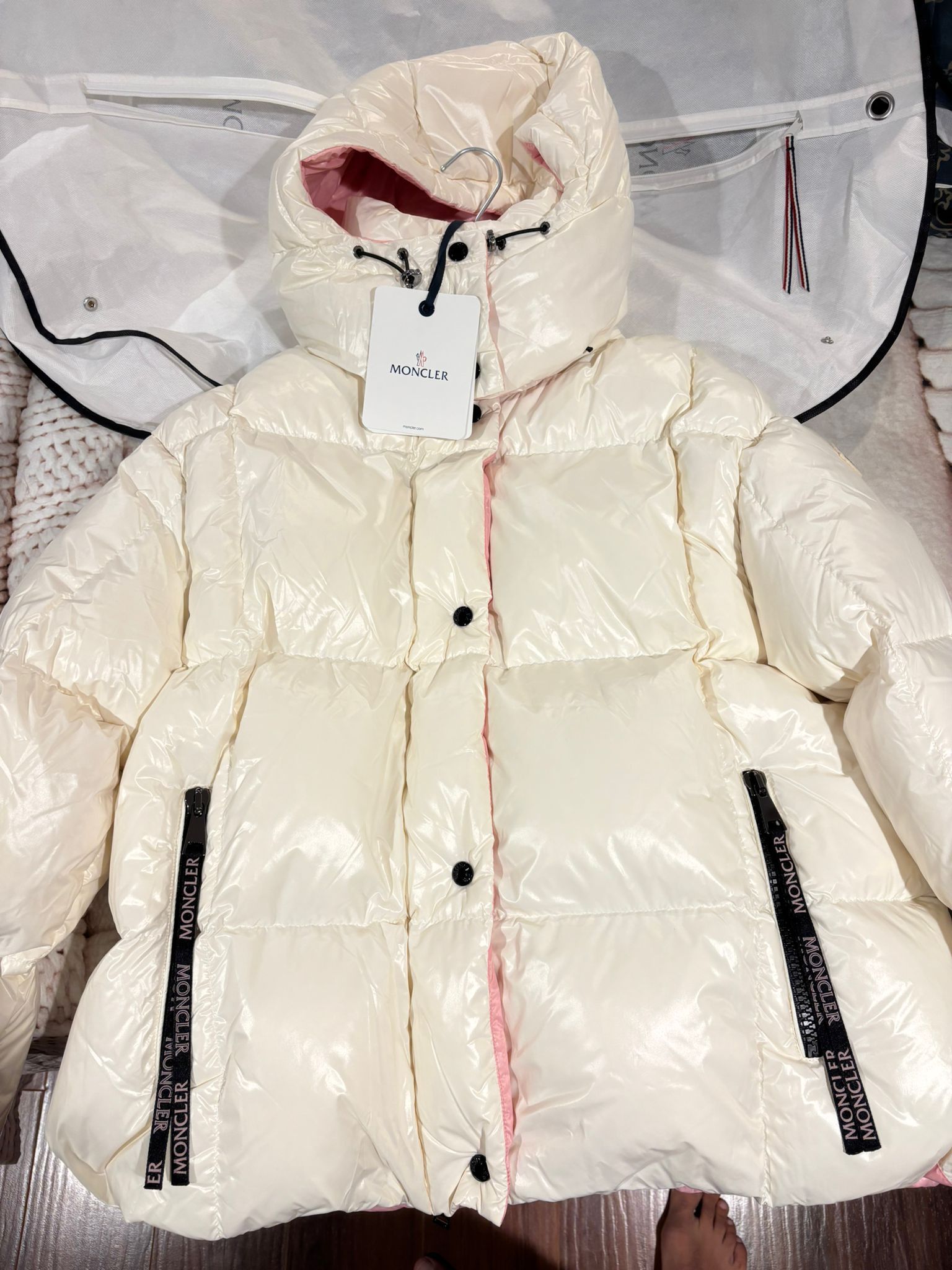 Moncler Moncler Parana Down Jacket Size M / US 6-8 / IT 42-44 - 1 Thumbnail