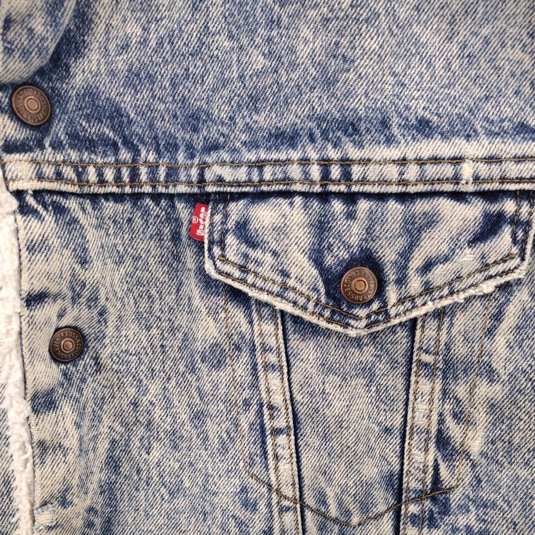 Levi's Vintage Levi's Sherpa Denim Trucker Jacket Men Large Blue 70s Made in USA Size US L / EU 52-54 / 3 - 2 Thumbnail