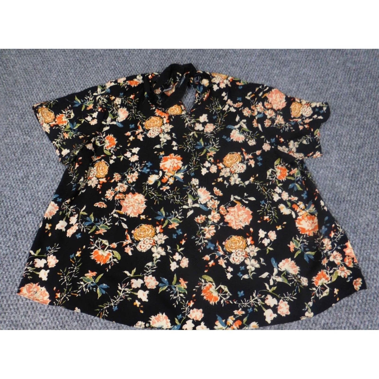 Vintage Atmosphere Blouse Womens 10 Black Floral pullover Size L / US 10 / IT 46 - 3 Thumbnail