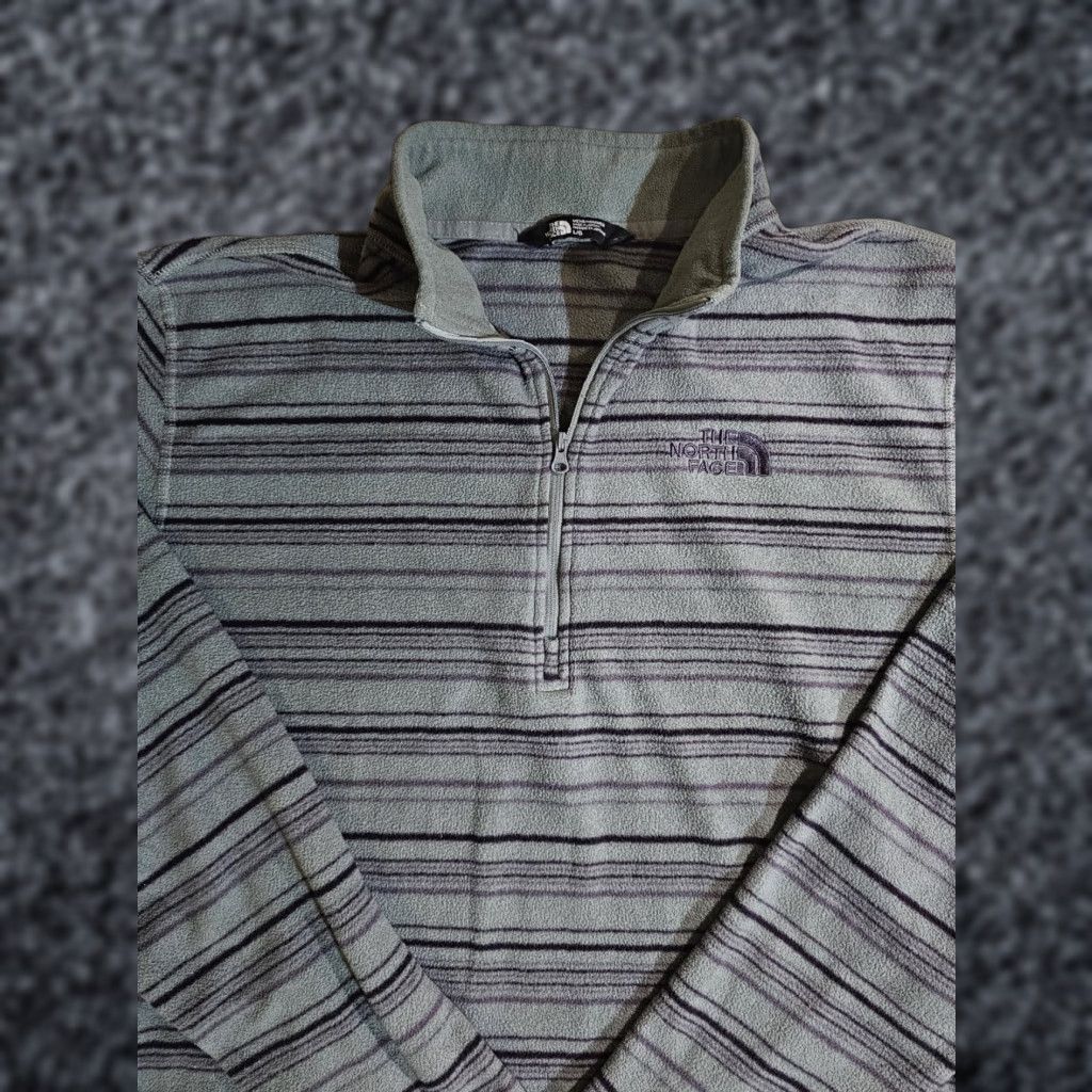The North Face The North Face 1/4 Zip Pullover Fleece Jacket Mens Large Gray And Purple Stripe Size US L / EU 52-54 / 3 - 1 Thumbnail