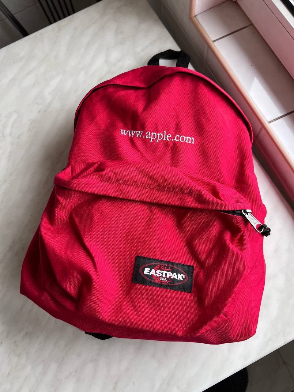 Apple × Eastpak Apple computer's company EASTPAK Backpack bag apple website Size ONE SIZE - 6 Thumbnail