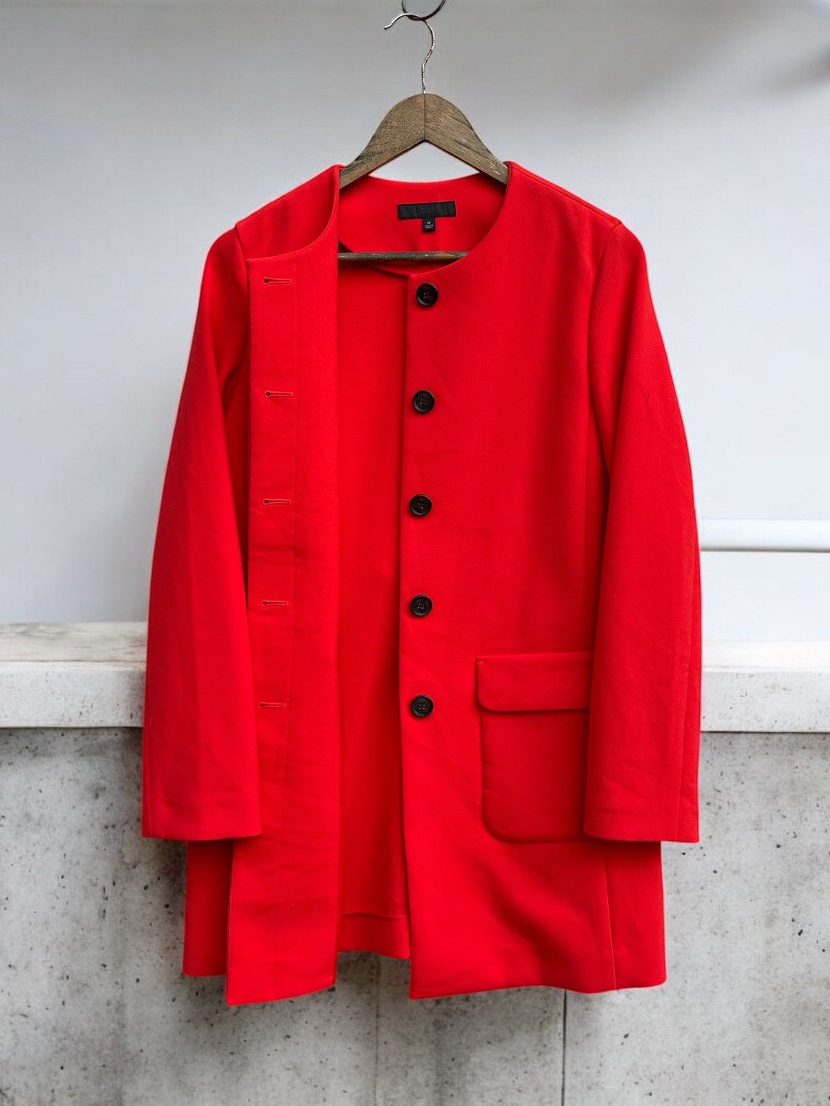 Uniqlo Uniqlo women's Collarless Single-brested Red Coat Size M / US 6-8 / IT 42-44 - 3 Thumbnail