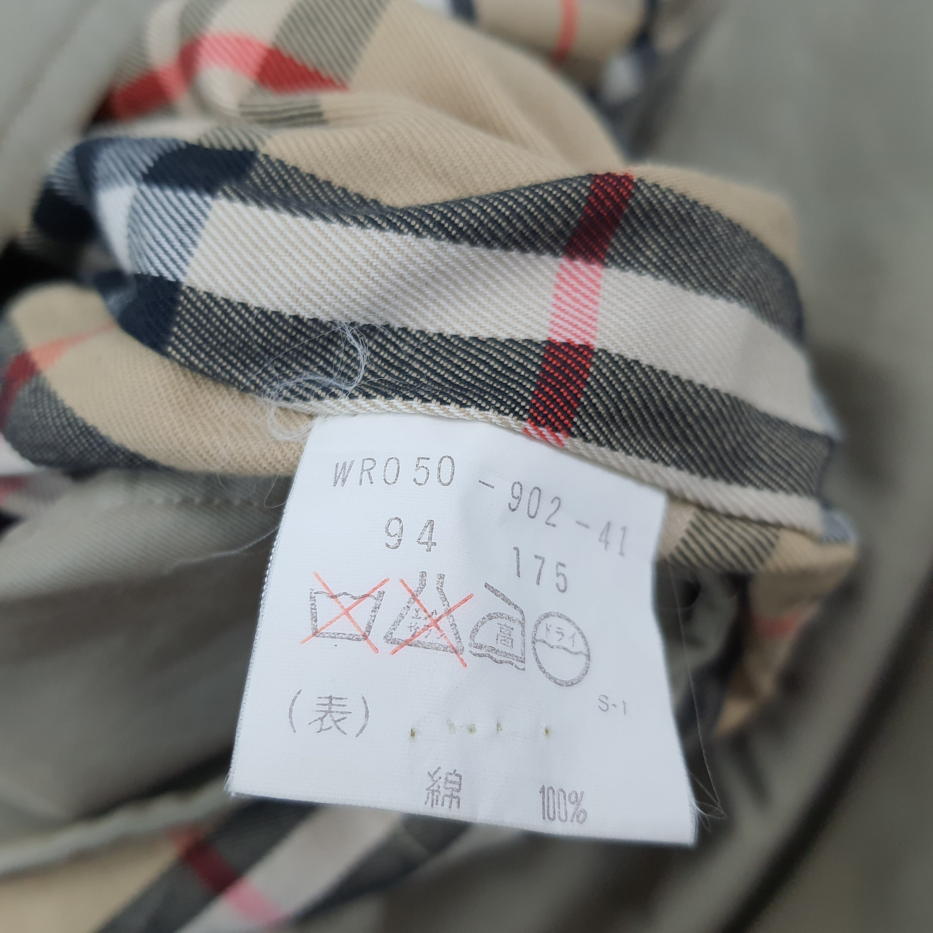 Burberry × Vintage Vintage Burberrys Nova Check Trench Jacket Size US L / EU 52-54 / 3 - 8 Thumbnail