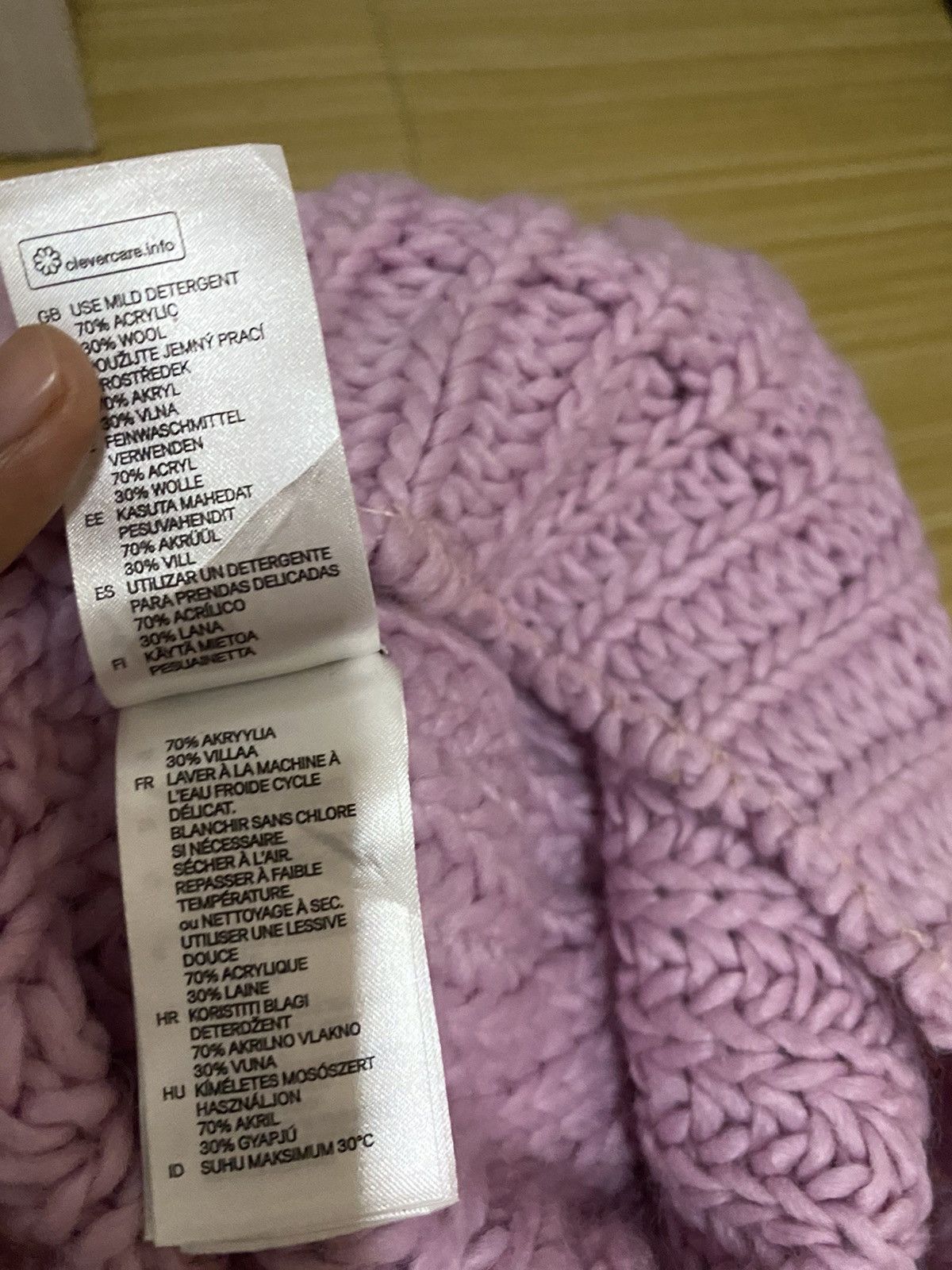 H&M × Vintage H&M Crochet Design Beanie Hat Size ONE SIZE - 7 Thumbnail