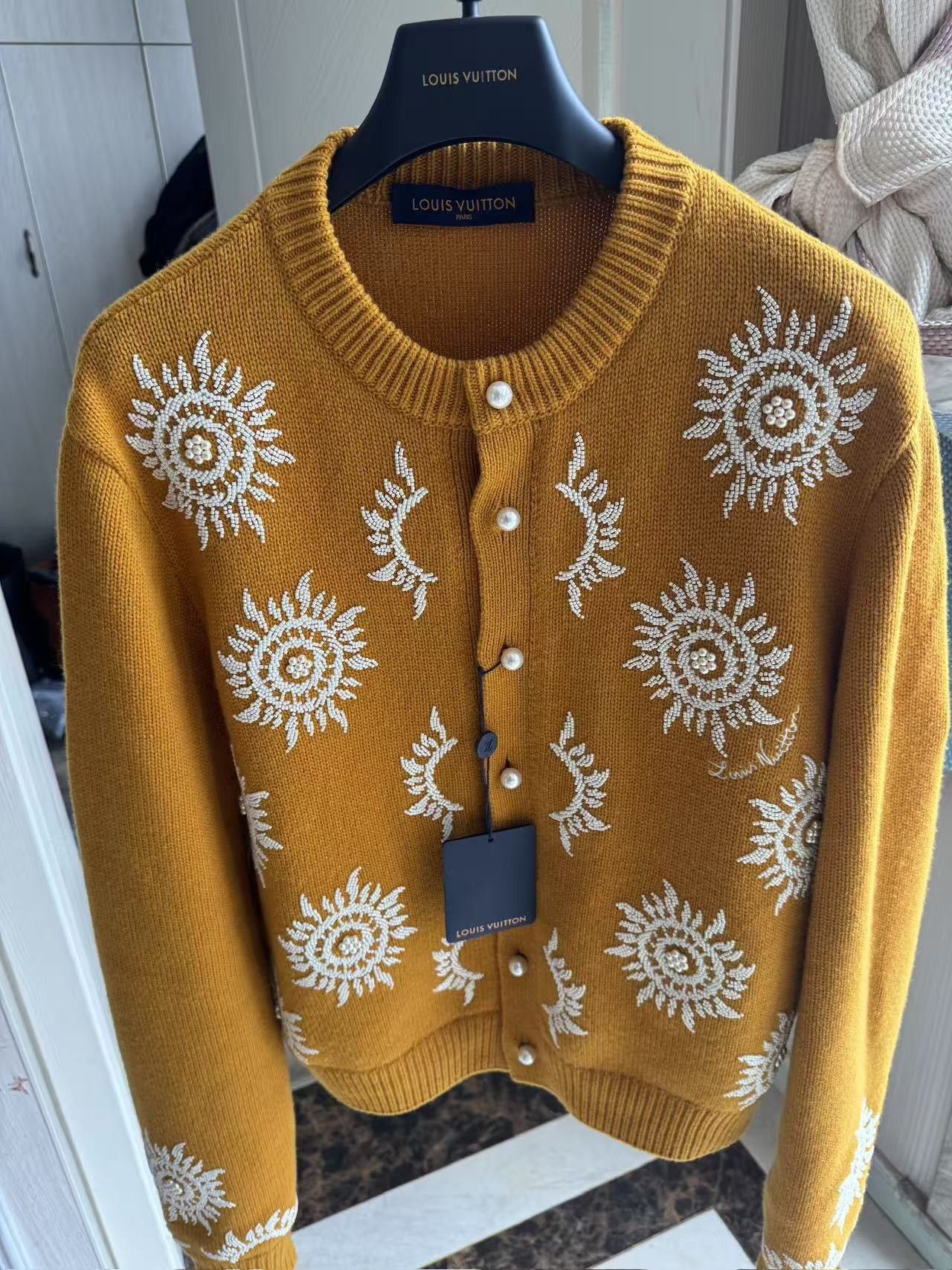 Louis Vuitton Louis Vuitton FW24 Yellow Cardigan with Pearls Sz.L Size US L / EU 52-54 / 3 - 5 Thumbnail