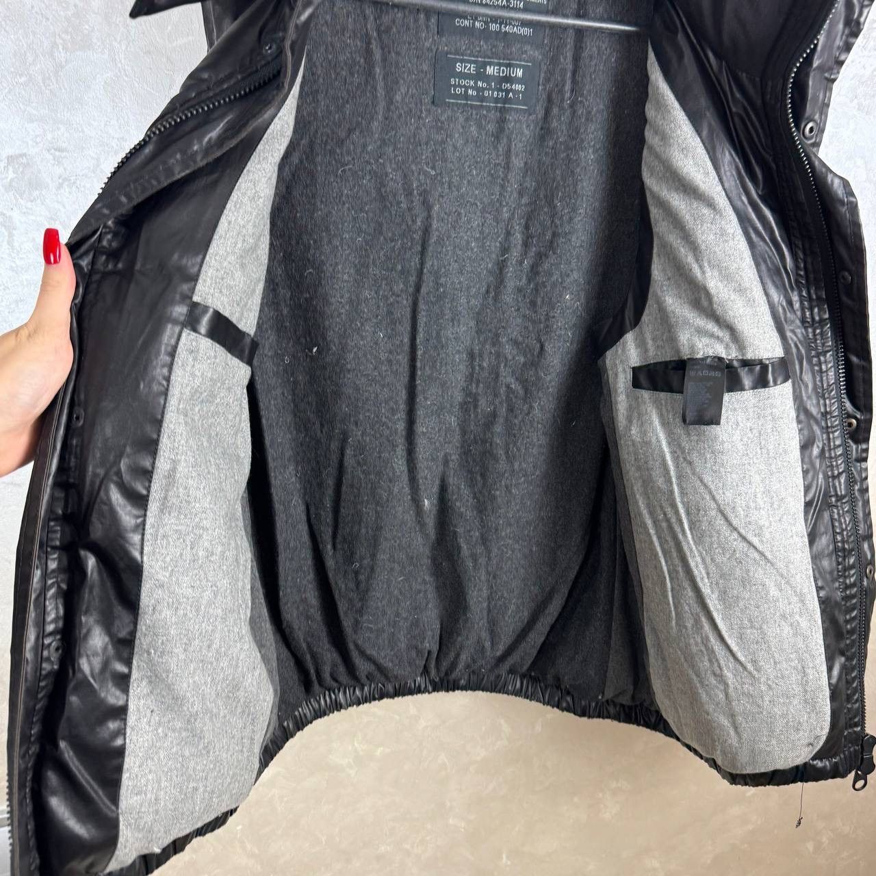 Allsaints AllSaints Spitalfields Leather Puffer Vest Black Size Medium Size US M / EU 48-50 / 2 - 8 Thumbnail