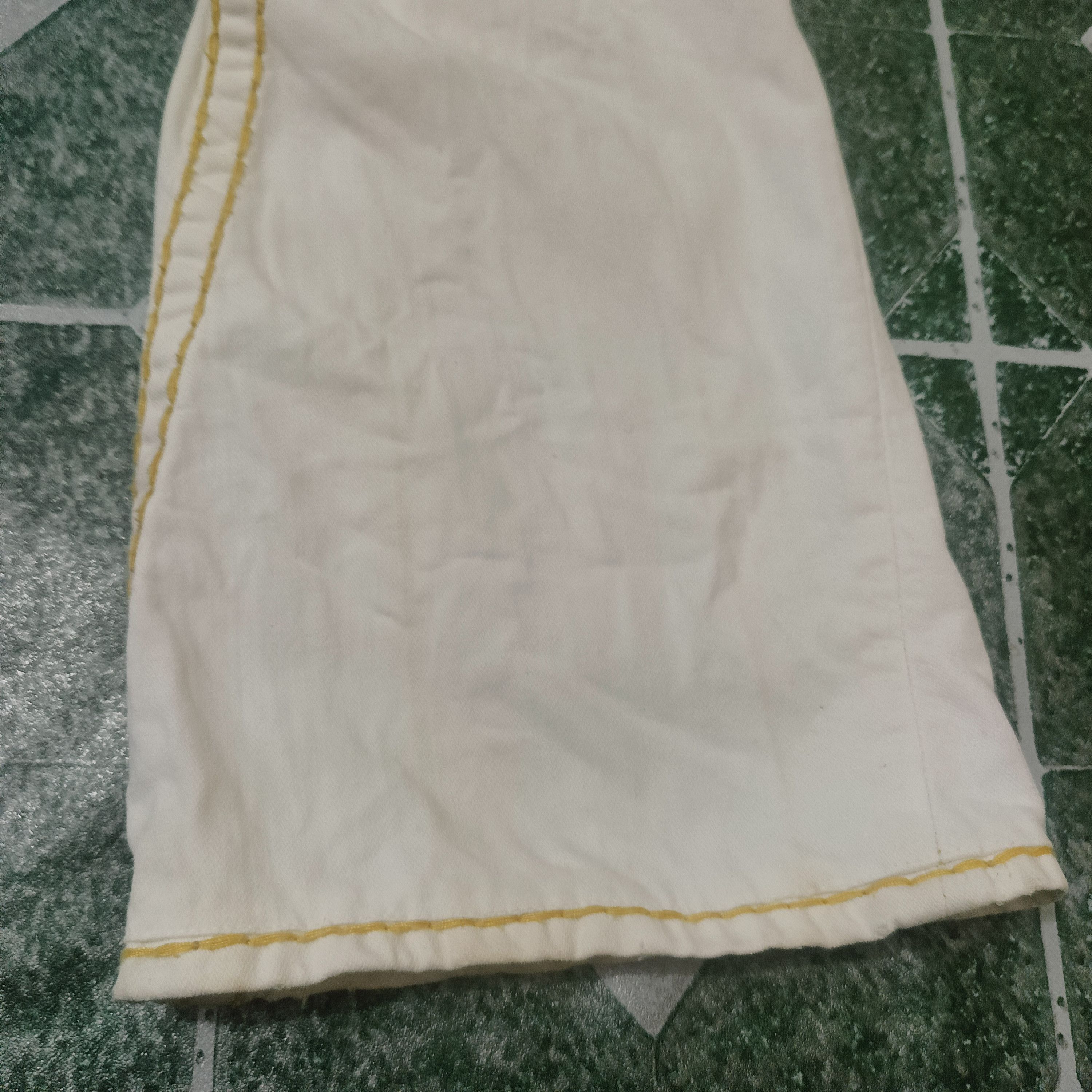 True Religion Rare!!! True Religion Row Seat Flared Yellow Gold Stitch Size US 32 / EU 48 - 14 Thumbnail