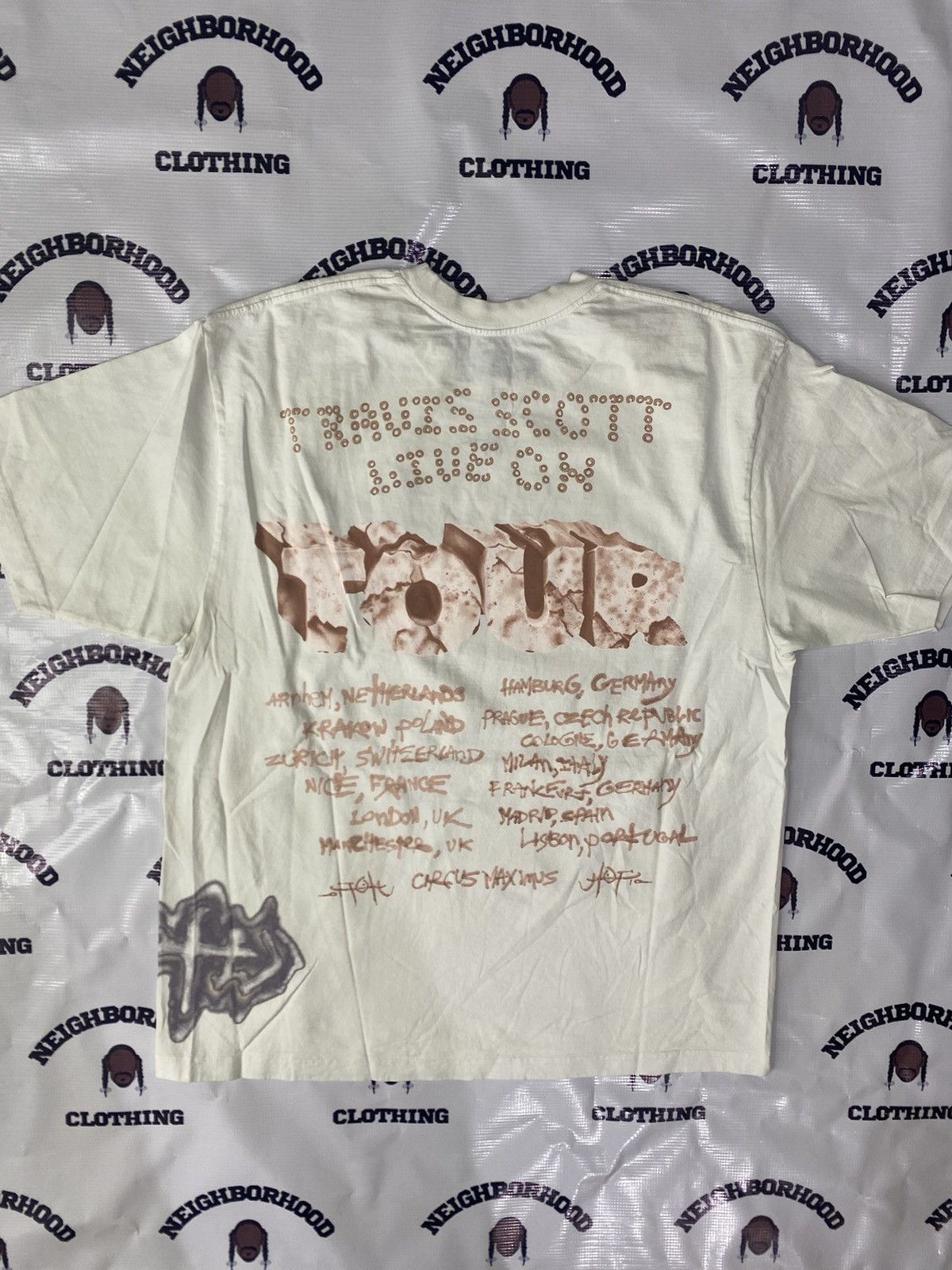 Travis Scott TRAVIS SCOTT UTOPIA EUROPE TOUR TEE. Size US XL / EU 56 / 4 - 2 Thumbnail