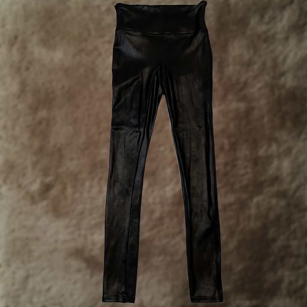 Spanx SPANX Faux Leather Leggings Women's Black Shiny Coated Compression Shaping Small Size 28" / US 6 / IT 42 - 1 Thumbnail