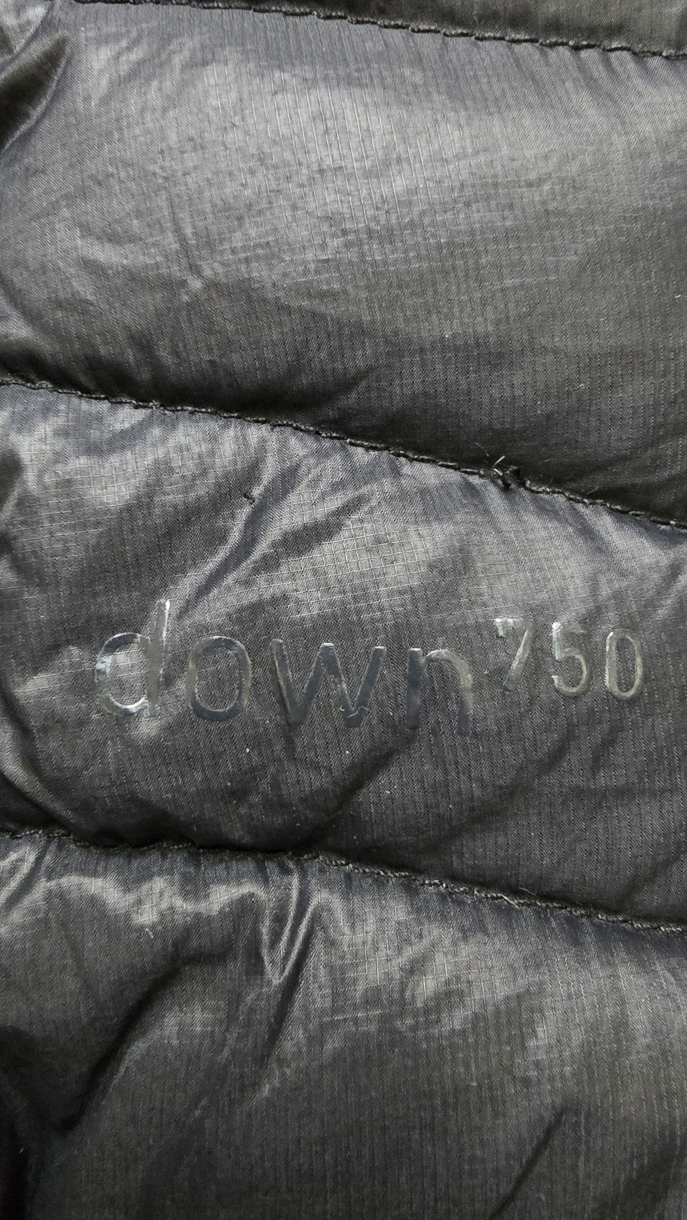 Norrona Norrona lyngen light weight down 750 jacket packable vest Size XS / US 0-2 / IT 36-38 - 7 Thumbnail