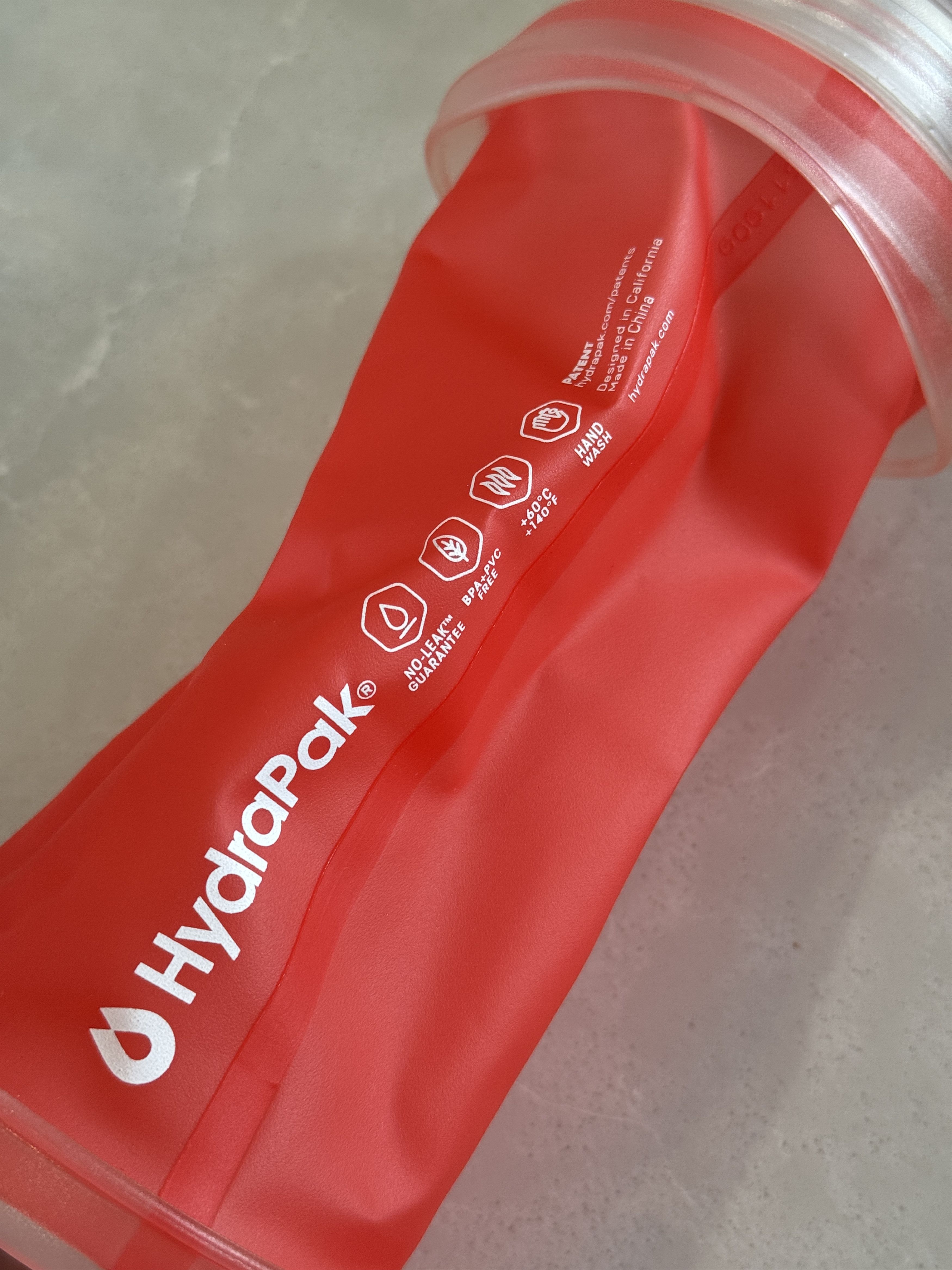 SUPREME HYDRAPAK offers WATER BOTTLE,GLOVES,ZIP