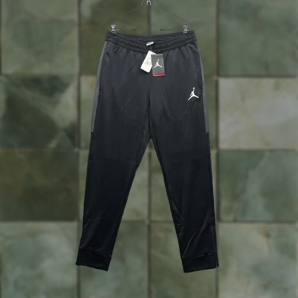 Nike Nike Fight Knit Pants Womens M Black Gray Jogger Tapered 30" Dri-Fit Pockets Elastic Waist Activewear Size 32" / US 10 / IT 46 - 1 Thumbnail
