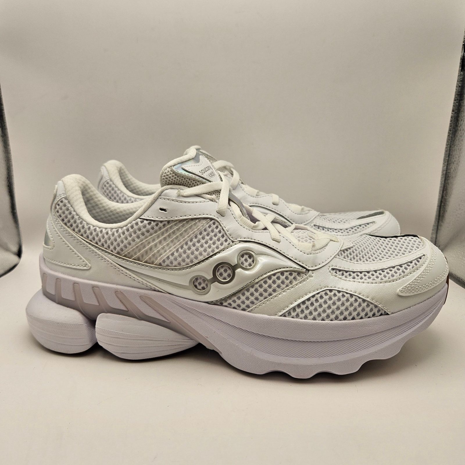 Saucony SAUCONY MEN'S 11 GRID NXT WHITE RUNNING SNKR S70797-4 NWOB Size US 11 / EU 44 - 4 Thumbnail