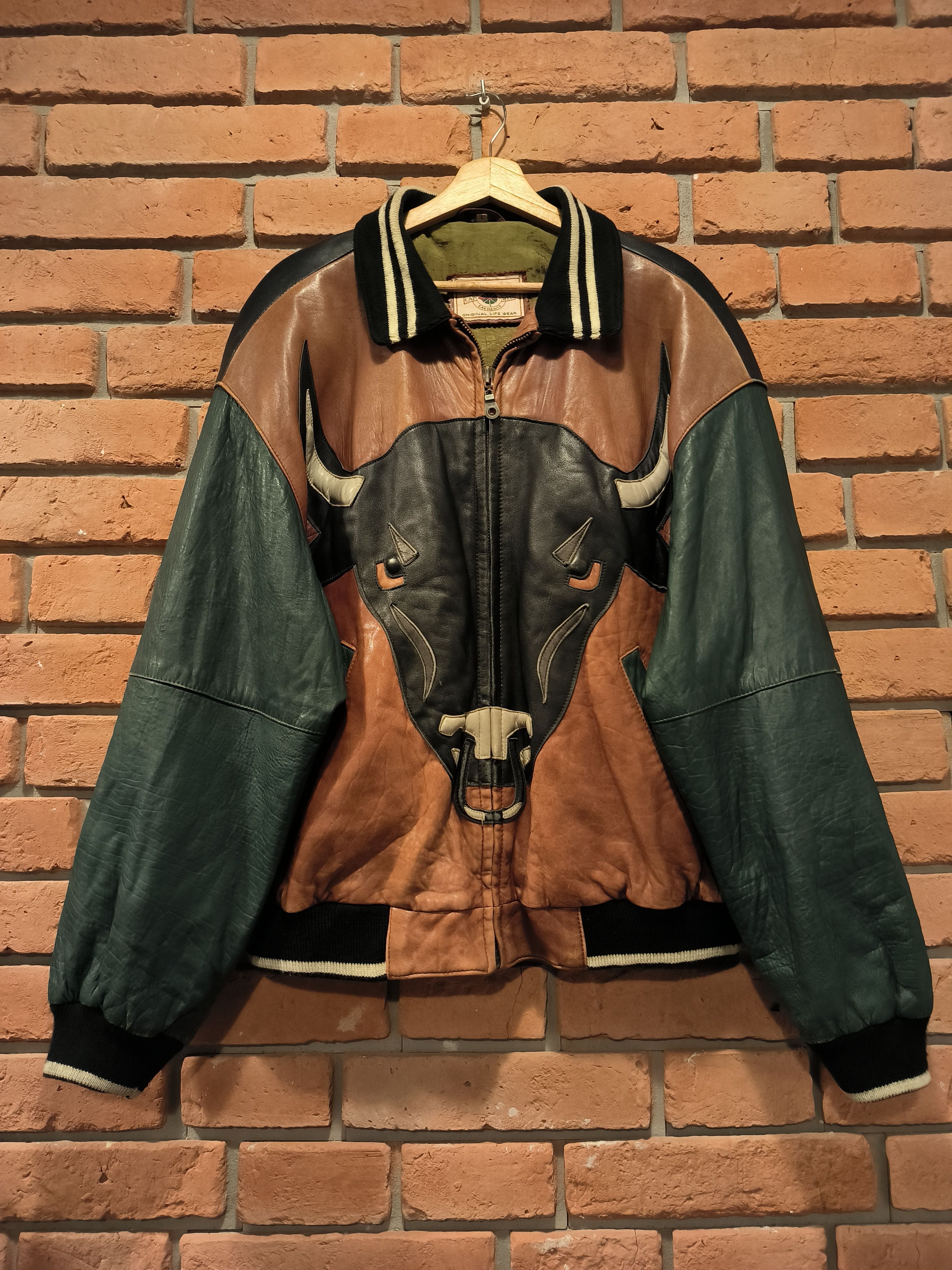 NBA × Vintage Vintage Chicago Bulls Leather Jacket Big Logo Brown Green Size US L / EU 52-54 / 3 - 1 Thumbnail