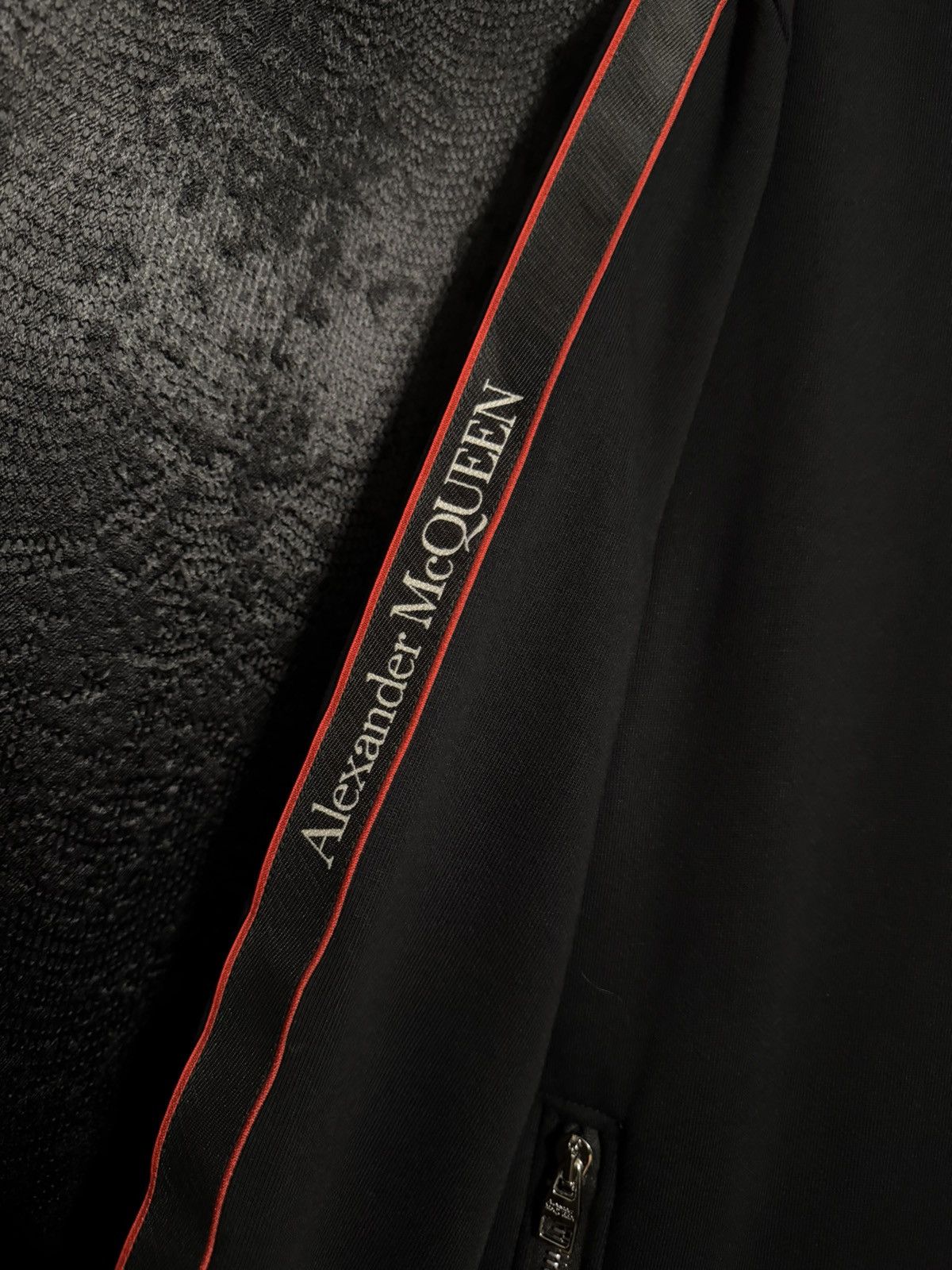 Alexander McQueen Tape Logo Zip Up Hoodie Size US L / EU 52-54 / 3 - 2 Thumbnail