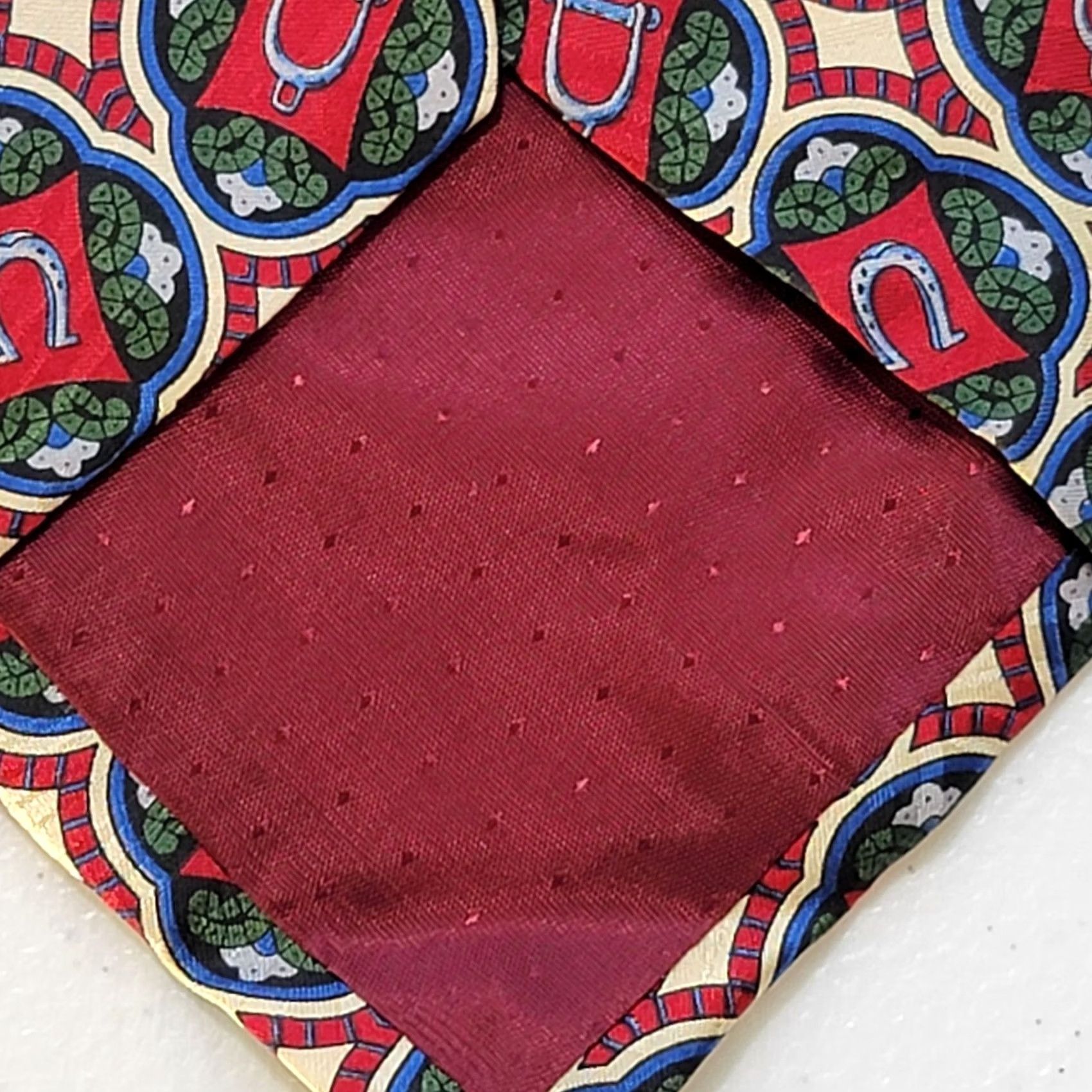 Vintage Vitalit Mens Silk Dress Tie Lucky Horseshoes Red Green Made In Italy 58 X 4 One Size Satin Graphic Tie Business Office Career Formal Size ONE SIZE - 4 Thumbnail