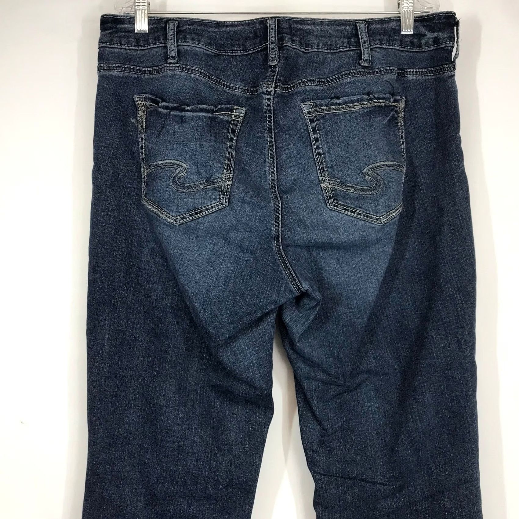 Silver Jeans Co. VINTAGE? No Silver Jeans Co Women Dark Wash Tapered Leg Stretch Denim Blue Jeans Size 24" / US 00 / IT 34 - 5 Thumbnail