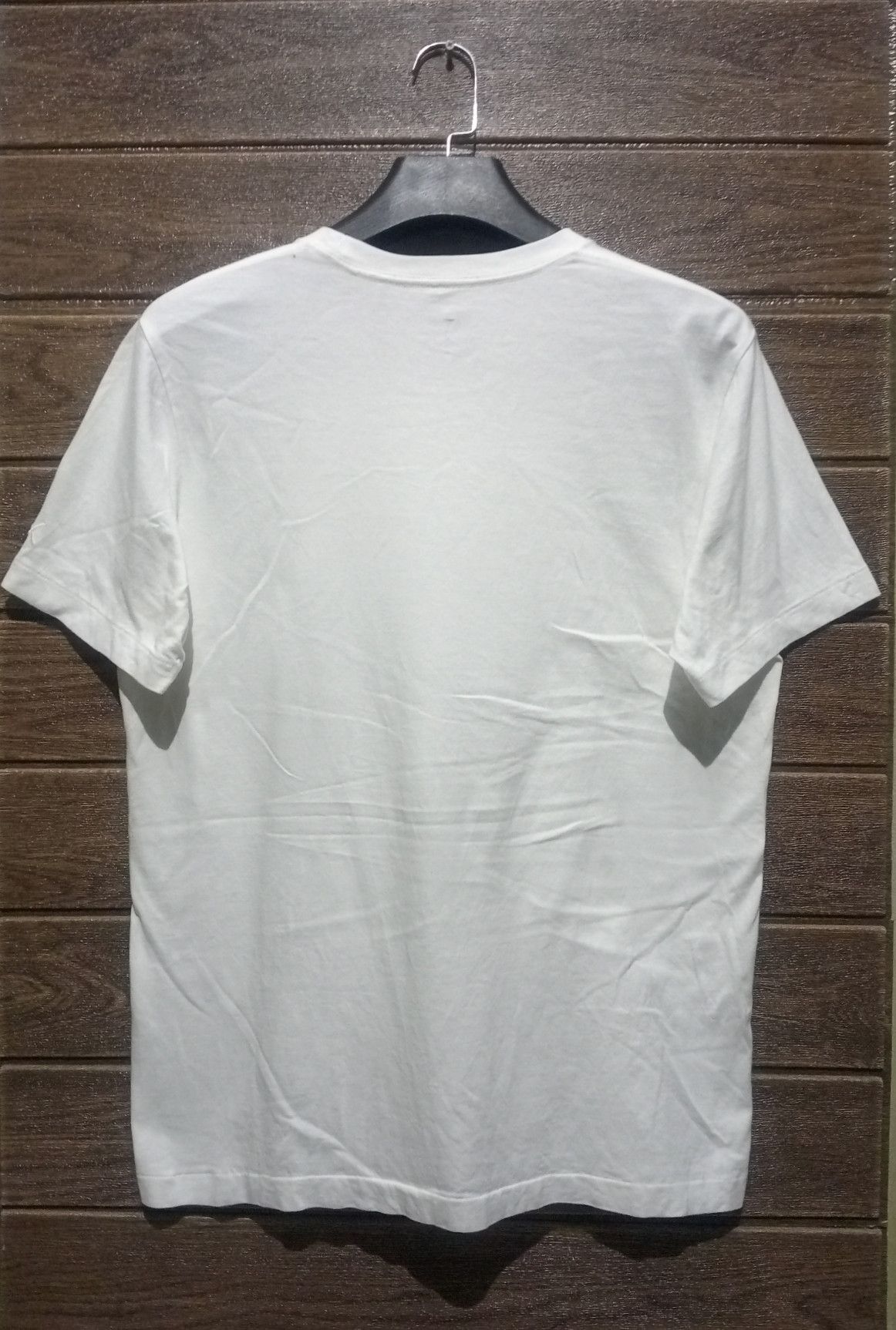 Kaws × Uniqlo KAWS Uniqlo Gone Tee Size US L / EU 52-54 / 3 - 7 Thumbnail