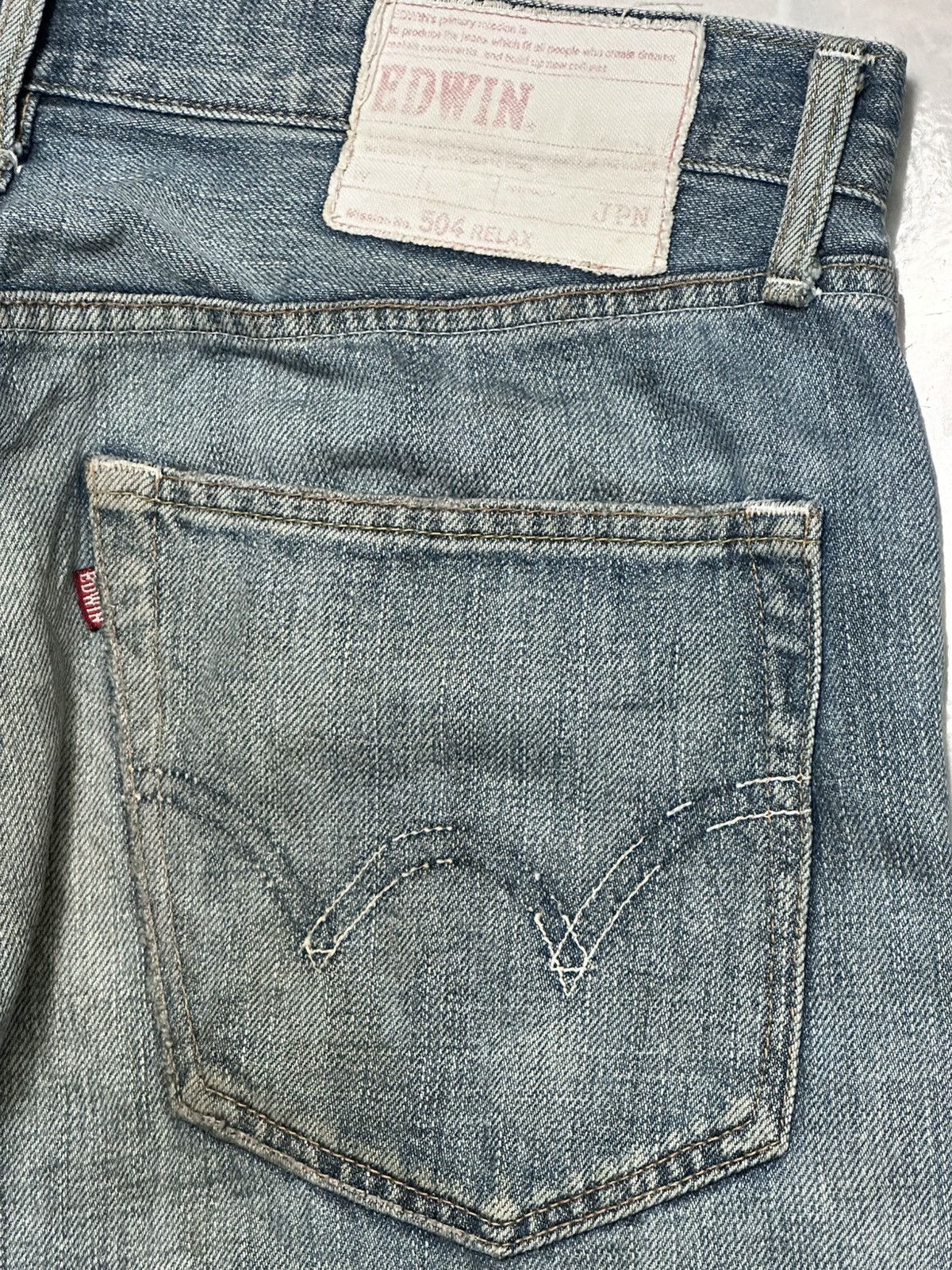 Edwin Edwin 506 Relax Vintage JPN Jeans With Natural Fading & Wear Size US 35 - 9 Thumbnail
