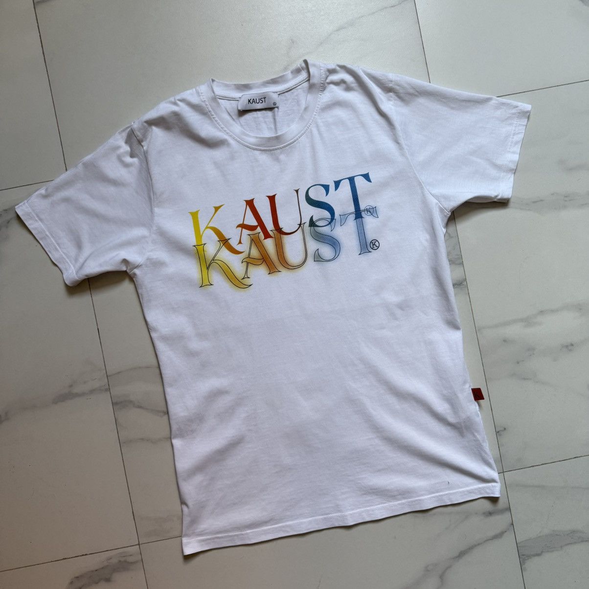 Collegium Vintage Y2K KAUST Arabic College Tee Size US L / EU 52-54 / 3 - 3 Thumbnail
