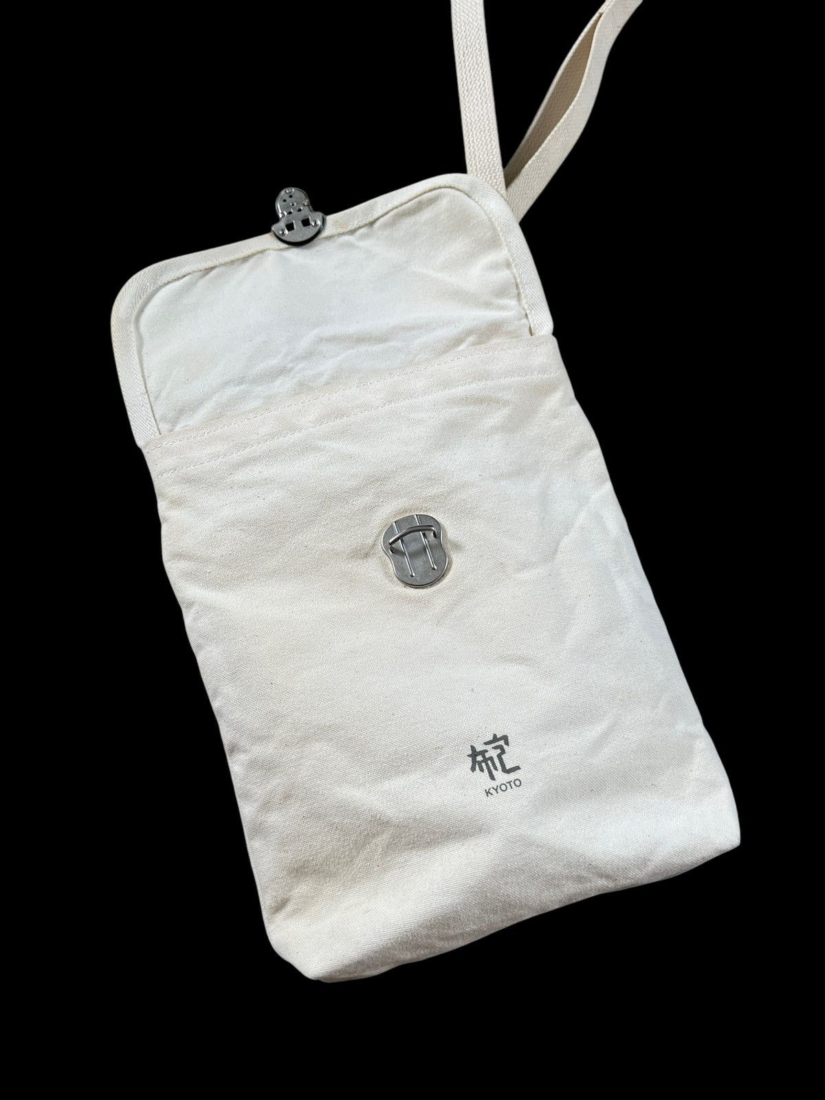 Handmade × Ichizawa Shinzaburo Hanpu × Japanese Brand Ichizawa Shinzaburo Hanpu 🇯🇵 Canvas Sling Bag Size ONE SIZE - 15 Thumbnail