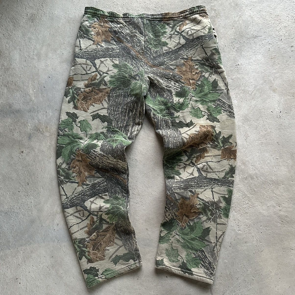 Realtree (Freesize) Crazy Vintage Y2K Faded Camo Baggy Sweatpants Size US 40 / EU 56 - 12 Thumbnail