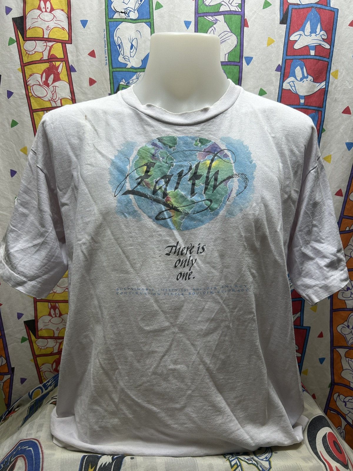 Vintage Vintage Earth There Is Only One 90s T-Shirt Size XL Size US XL / EU 56 / 4 - 1 Thumbnail