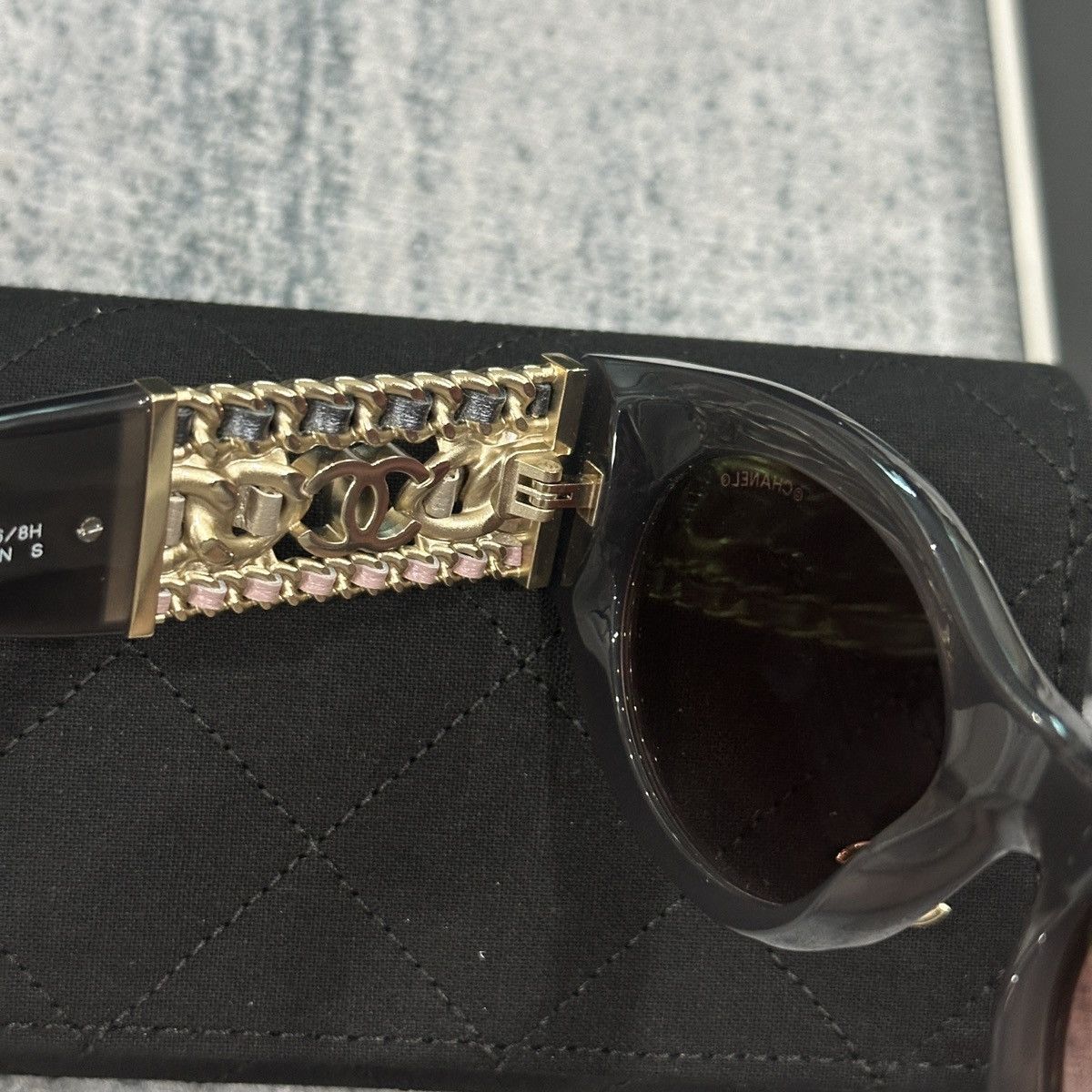 Chanel CHANEL 0CH5536Q 17168H SUNGLASSES Size ONE SIZE - 6 Thumbnail