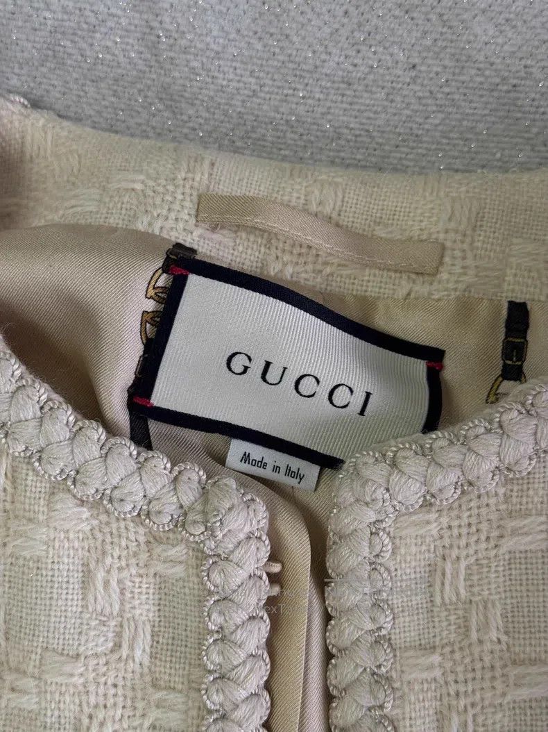 Gucci Gucci Small fragrance-style jacket Size XS / US 0-2 / IT 36-38 - 2 Thumbnail