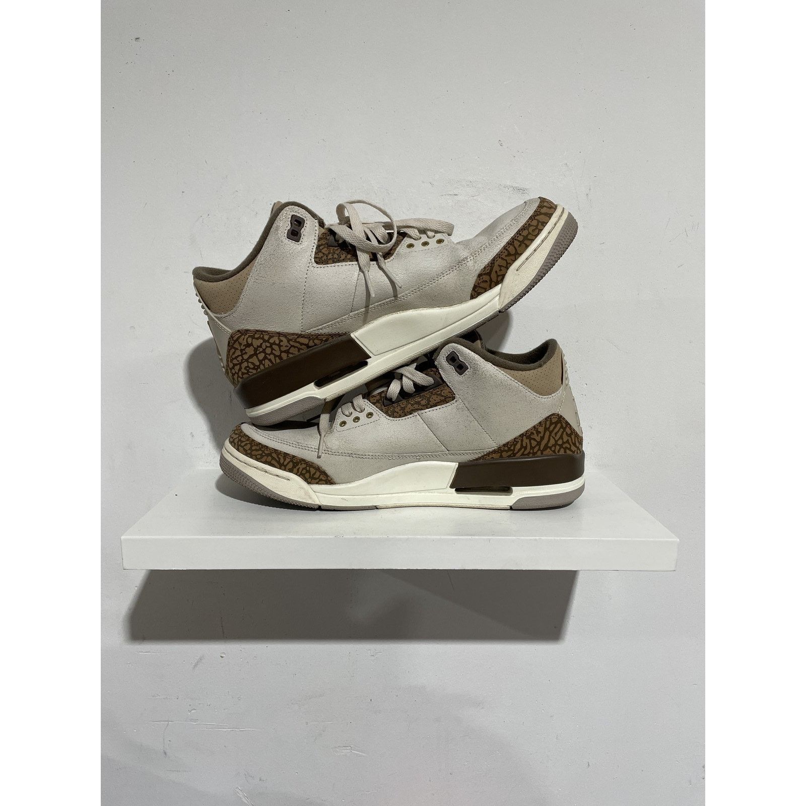 Jordan Brand JORDAN 3 PALOMINO SIZE 11.5 PREOWNED Size US 11.5 / EU 44-45 - 2 Thumbnail