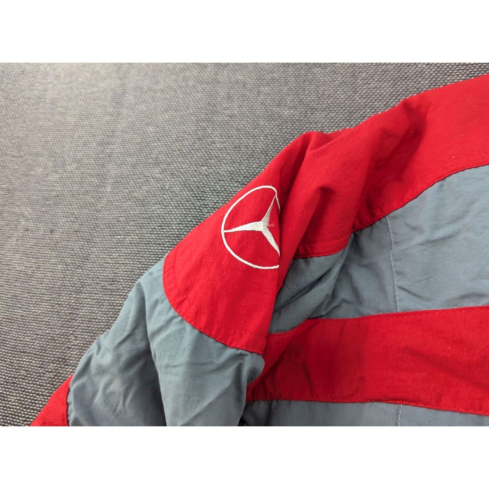 Mercedes-Benz VINTAGE ISC Mercedes-Benz LKW Jacket Large Gray Red Trucker Bomber Tactel Shirt Mens L Bomber Jacket Size US L / EU 52-54 / 3 - 5 Thumbnail