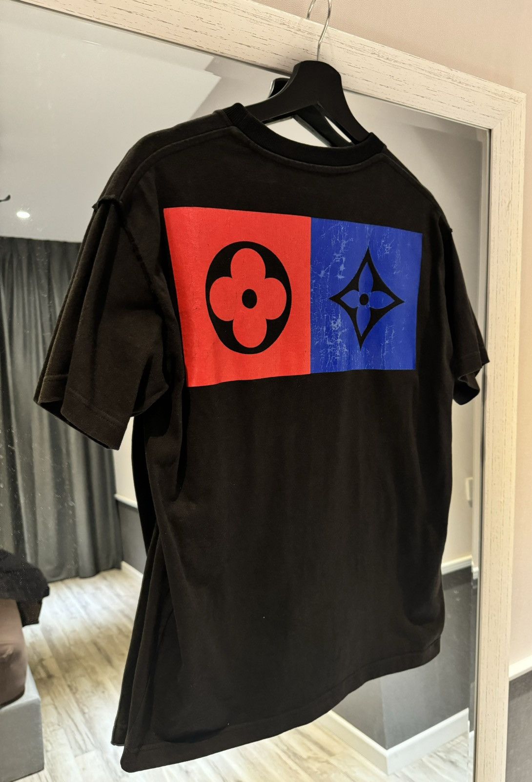 Louis Vuitton Louis Vuitton x Virgil Abloh Tee Size US S / EU 44-46 / 1 - 2 Thumbnail