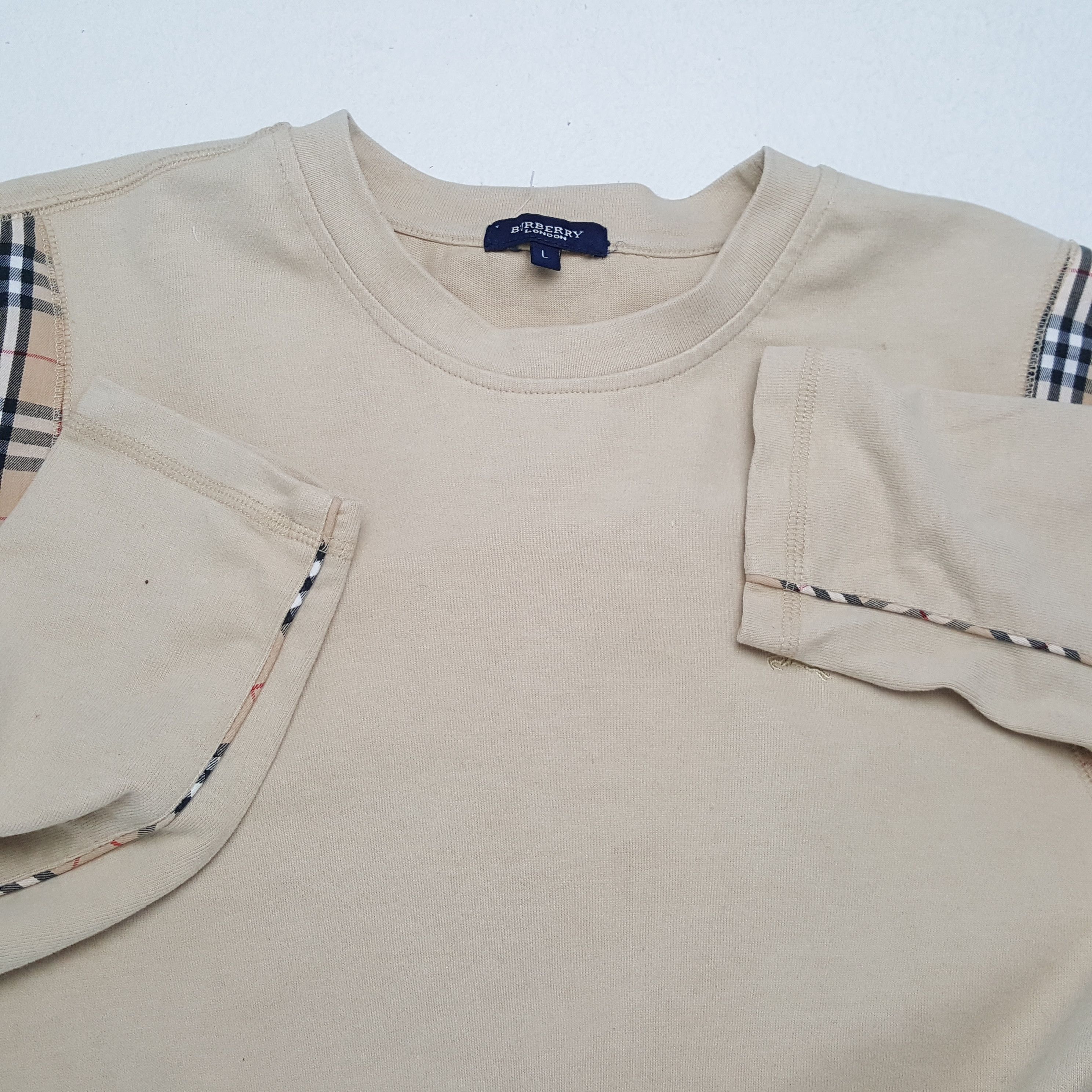 Burberry × Vintage BURBERRY LONDON Tshirt Nova Check Design Style Size US M / EU 48-50 / 2 - 7 Thumbnail