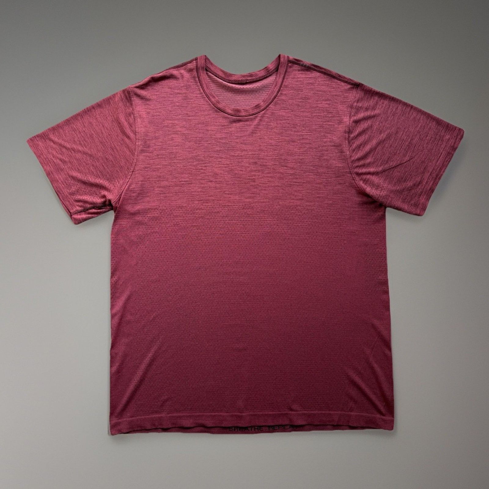 Lululemon Lululemon Metal Vent Shirt 2XL Red Yoga Running Workout Size US XXL / EU 58 / 5 - 1 Thumbnail