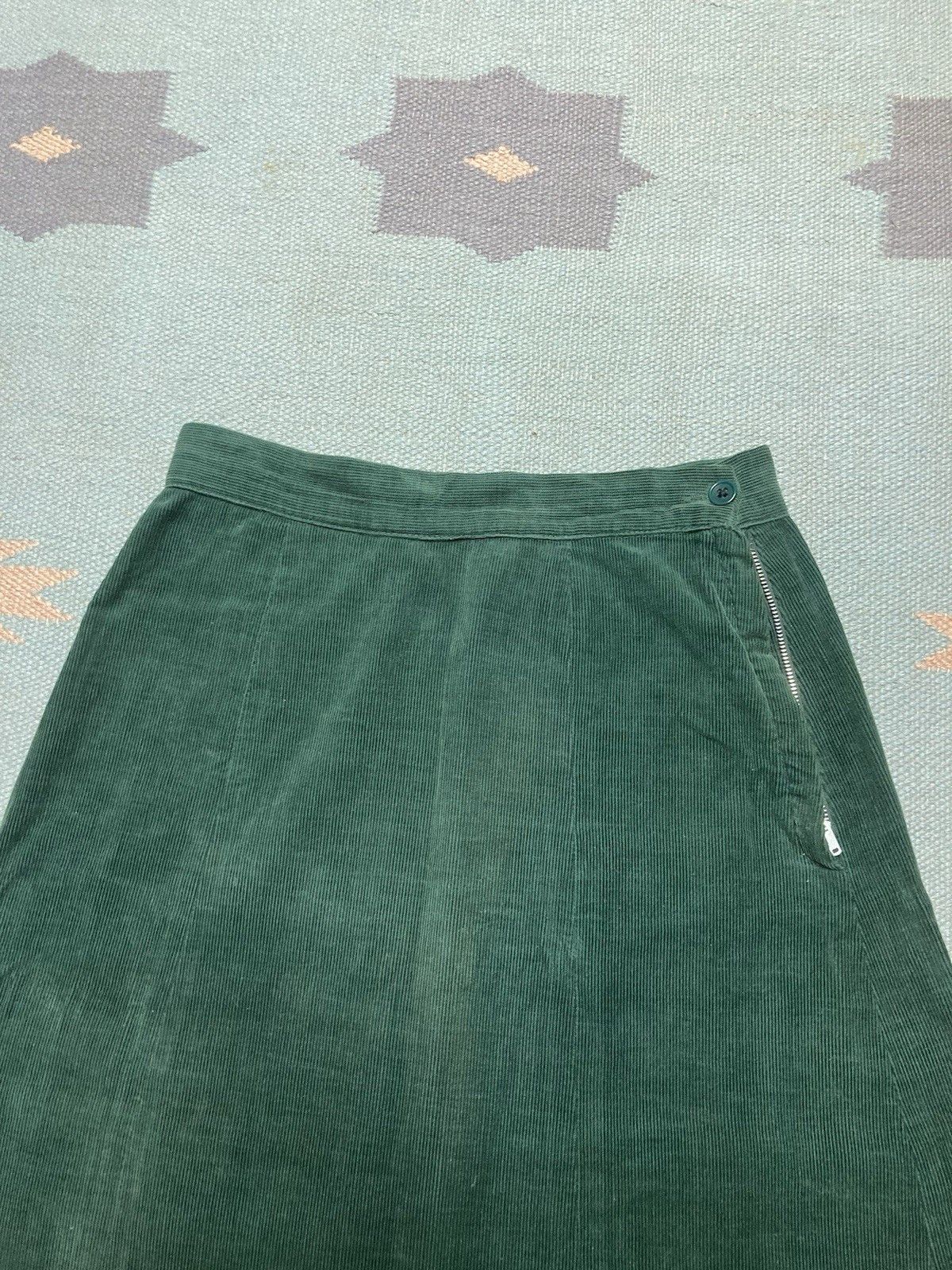 Vintage 50s corduroy skirt side zip daintyroy forest distressed 26 Size 26" / US 2 / IT 38 - 3 Thumbnail