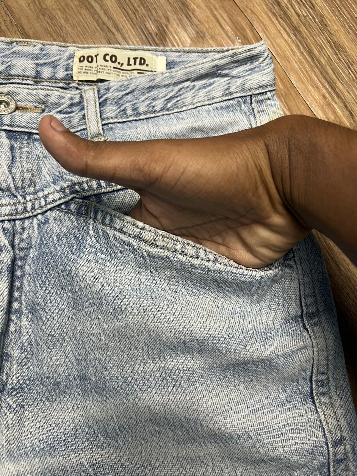 Le Grande Bleu (L.G.B.) DOT CO., LTD. Vintage Light Wash High-Waist Denim Jeans (41) Size US 29 - 6 Thumbnail