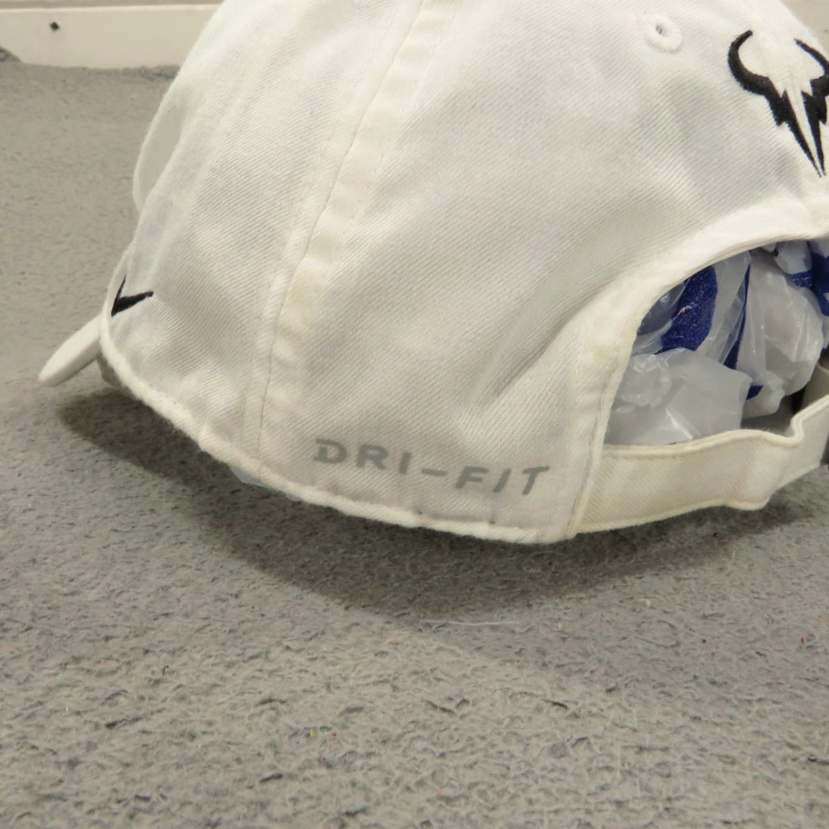 Nike Nike Hat Rafael Nadal 2017 Aerobill Dri-Fit Tennis Mens One Size White Strap Back Adjustable Cap Size ONE SIZE - 7 Thumbnail
