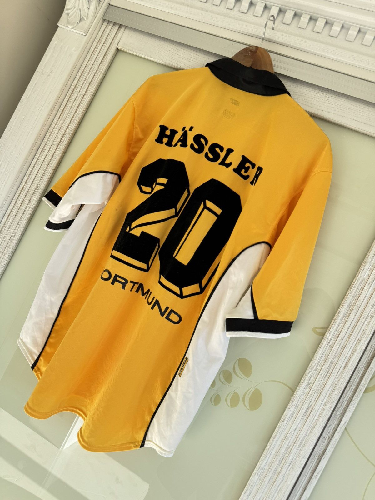 Nike Hassler 20 Borussia Dortmund 1998-1999 Vintage Socce Jersey Size US XL / EU 56 / 4 - 4 Thumbnail