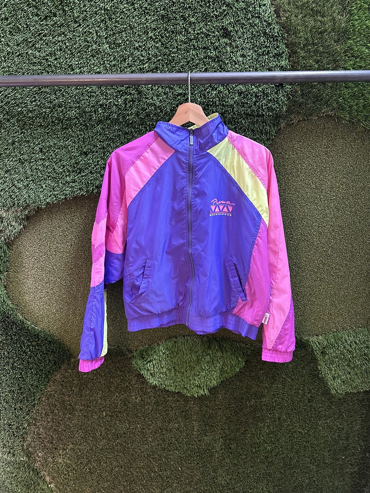 Puma × Vintage Vintage Puma Zip-up Light Jacket Small Size US S / EU 44-46 / 1 - 1 Thumbnail