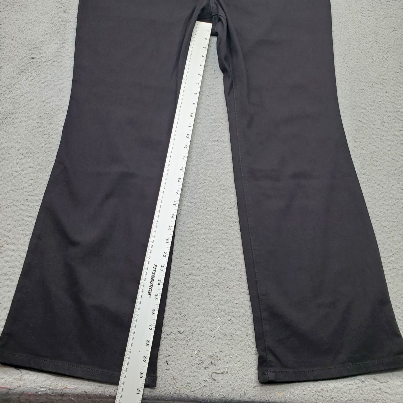 Vintage Style&co. Boot Leg Jeans Womens 20W Black Regular Fit Dark Wash 5-Pocket Design Jeans Size 42" / US 20 - 5 Thumbnail