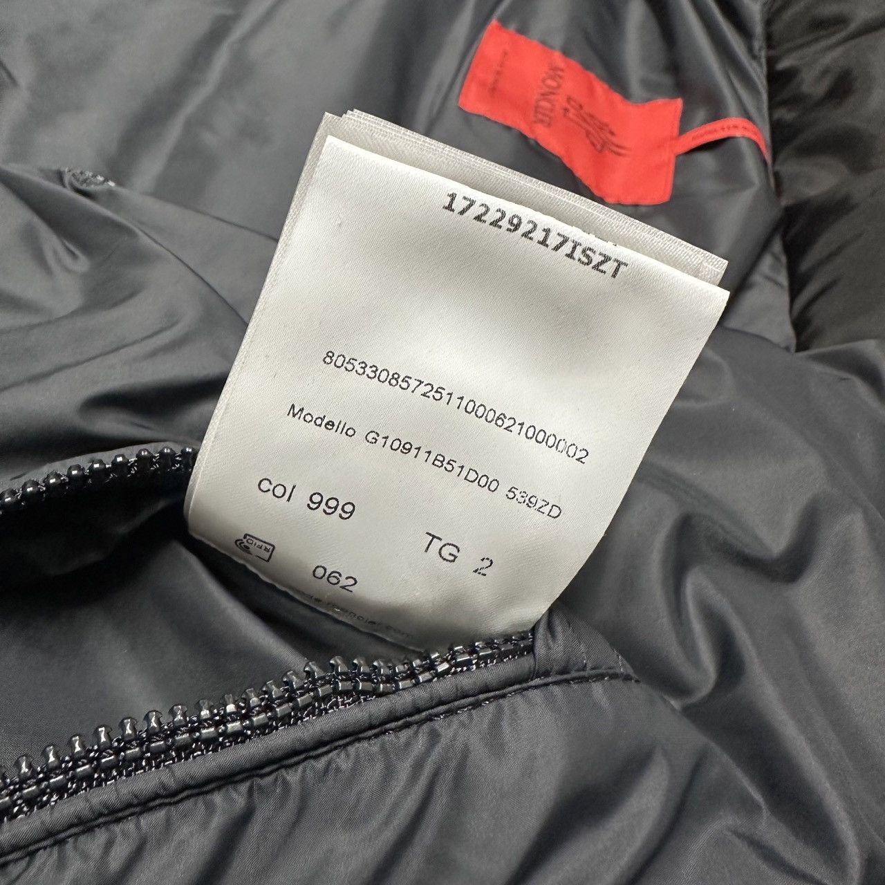 Moncler Moncler Dabos size 2 M medium mens down puffer jacket black Size US M / EU 48-50 / 2 - 25 Thumbnail