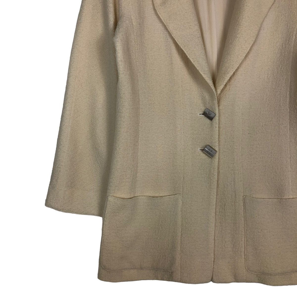Chanel 🔥WOOL CHANEL JACKET LUXURY COLLECTIONS Size XS / US 0-2 / IT 36-38 - 5 Thumbnail