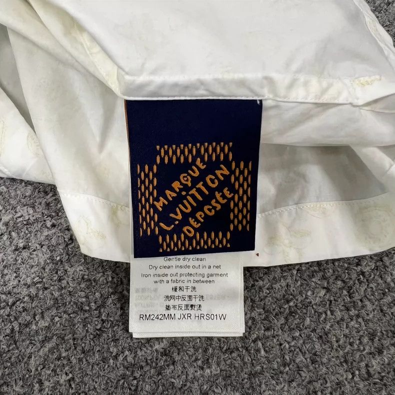 Louis Vuitton Louis Vuitton 24 new full logo Fei Dong graffiti shirt 2502 Size US L / EU 52-54 / 3 - 7 Thumbnail