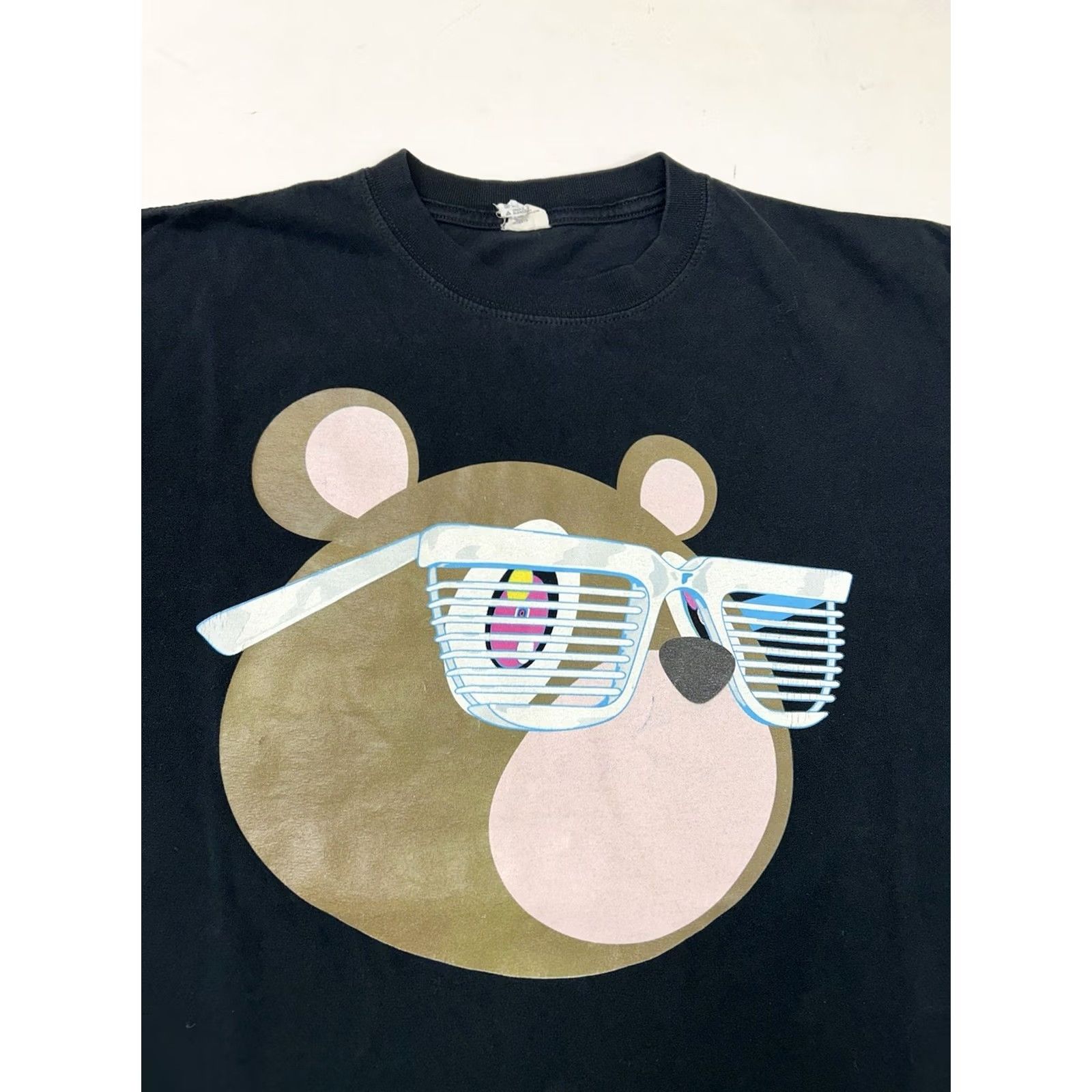 Vintage Kanye West Glow In The Dark Tour 2007 Takashi Murakami Size Large TShirt Black Shirt Mens Graphic Print Vintage Kanye West Tour Brand: Kanye West Tour Size US L / EU 52-54 / 3 - 4 Thumbnail