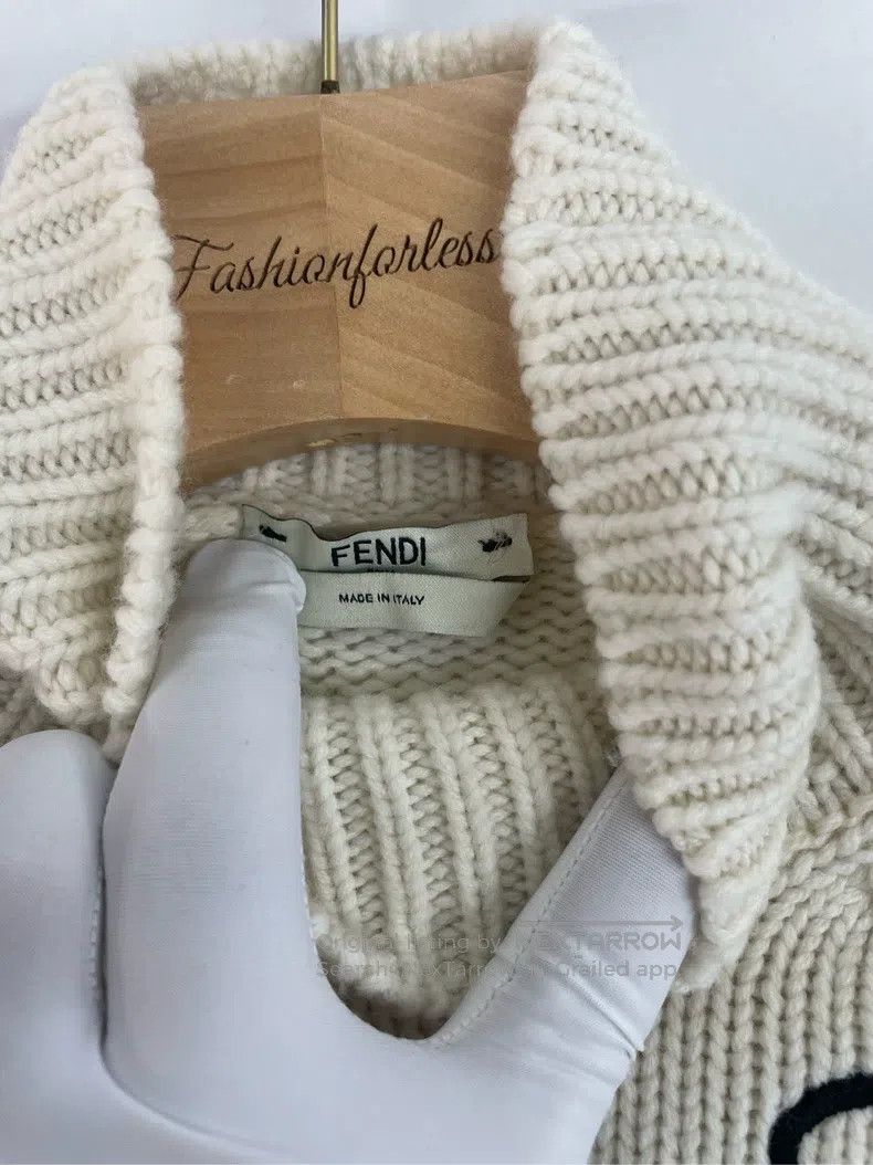 Fendi Fendi Retro soft style sweater Size 4XL / US 24-26 - 3 Thumbnail