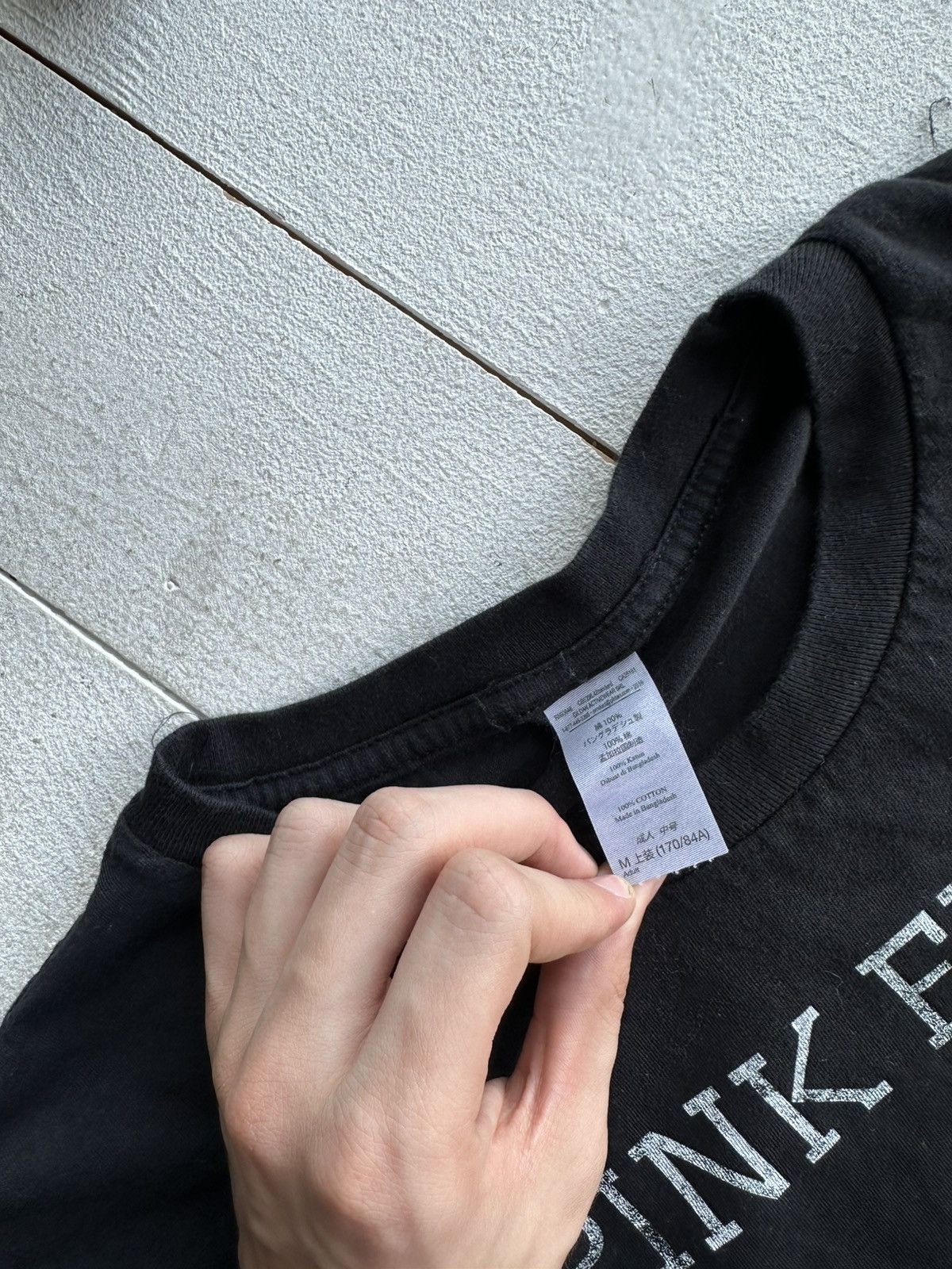 Pink Floyd 🚨 PINK FLOYD Tee band big logo DARK SIDE OF THE MOON Size US S / EU 44-46 / 1 - 5 Thumbnail