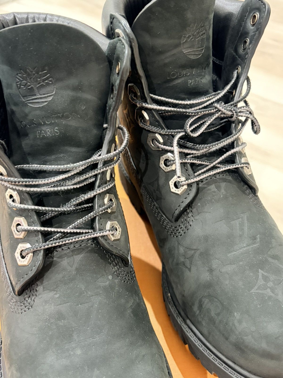 Louis Vuitton × Timberland Lv x tim suede monogram boots Size US 8.5 / EU 41-42 - 4 Thumbnail
